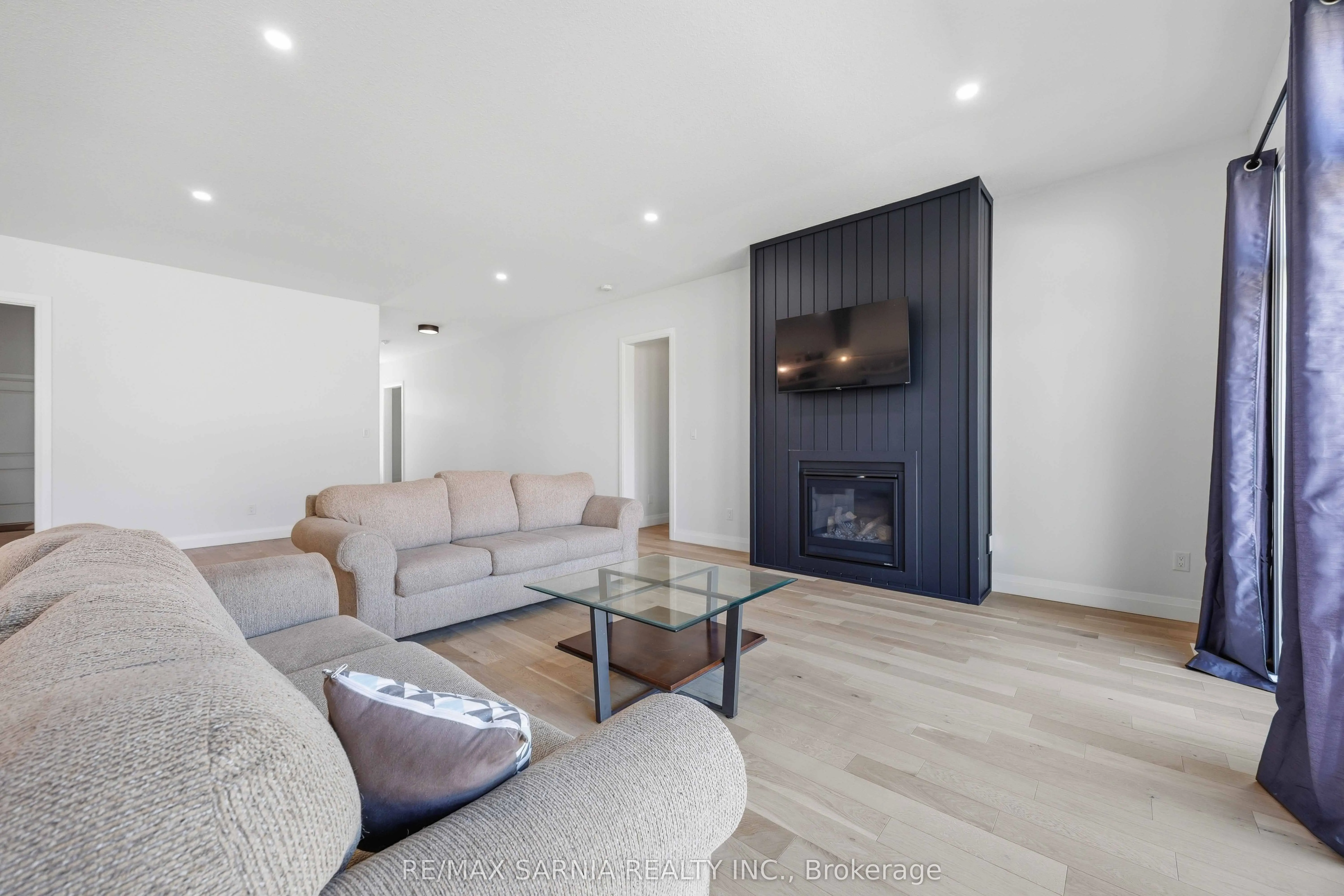 601 Sweetbay Crescent