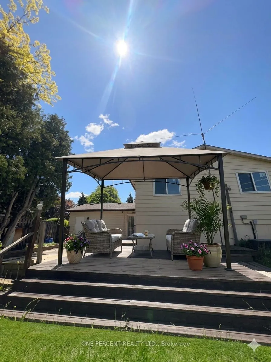 84 Elgar Avenue