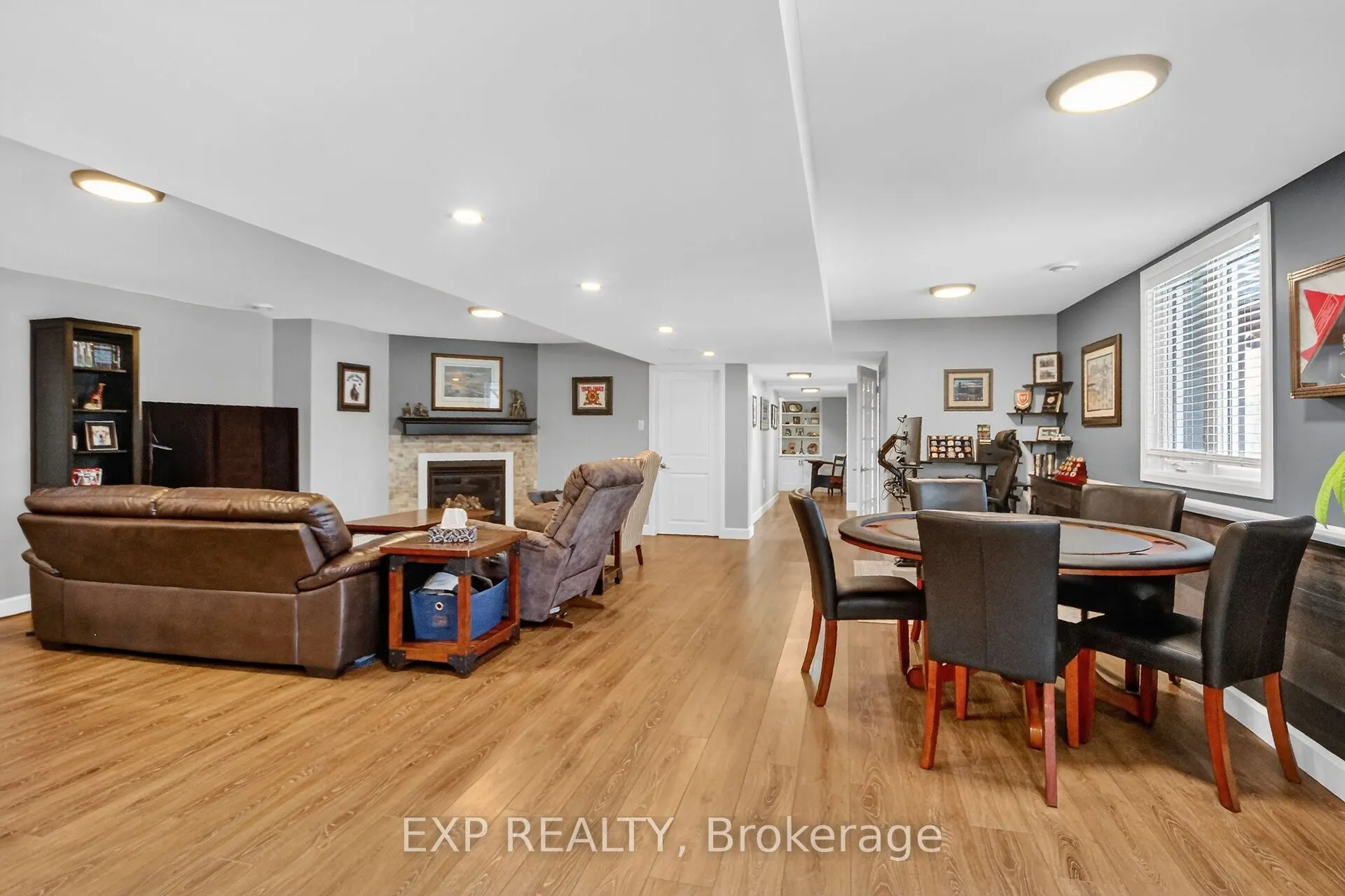 305 Moore Crescent