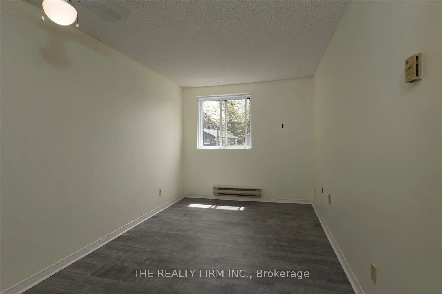 220 Duke Street #207