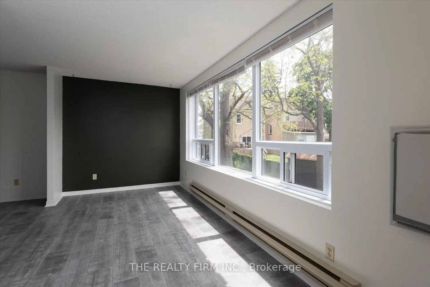 220 Duke Street #207