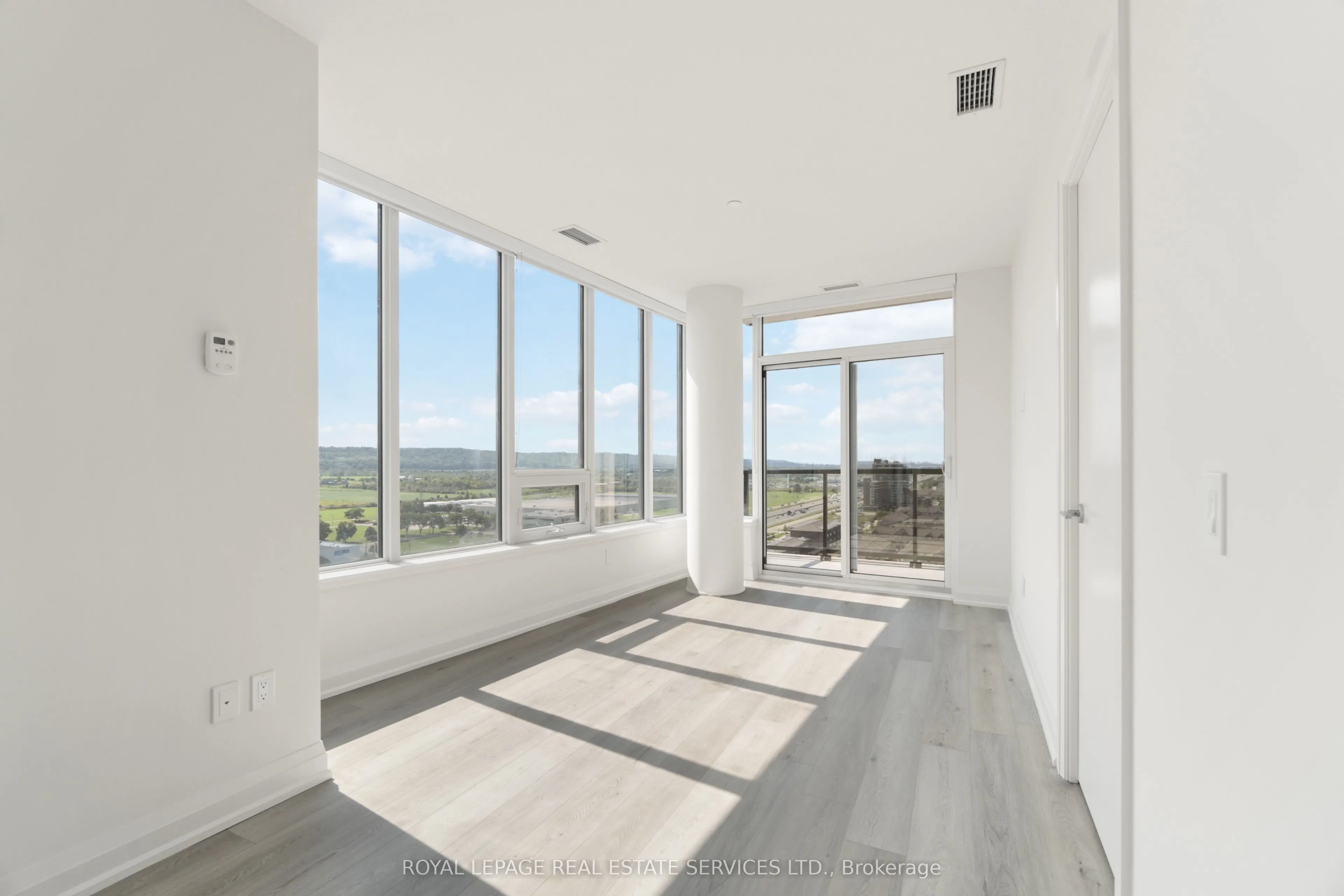 385 WINSTON Road #1702