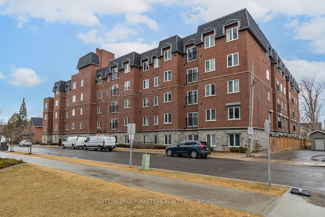 501 Frontenac Street #413