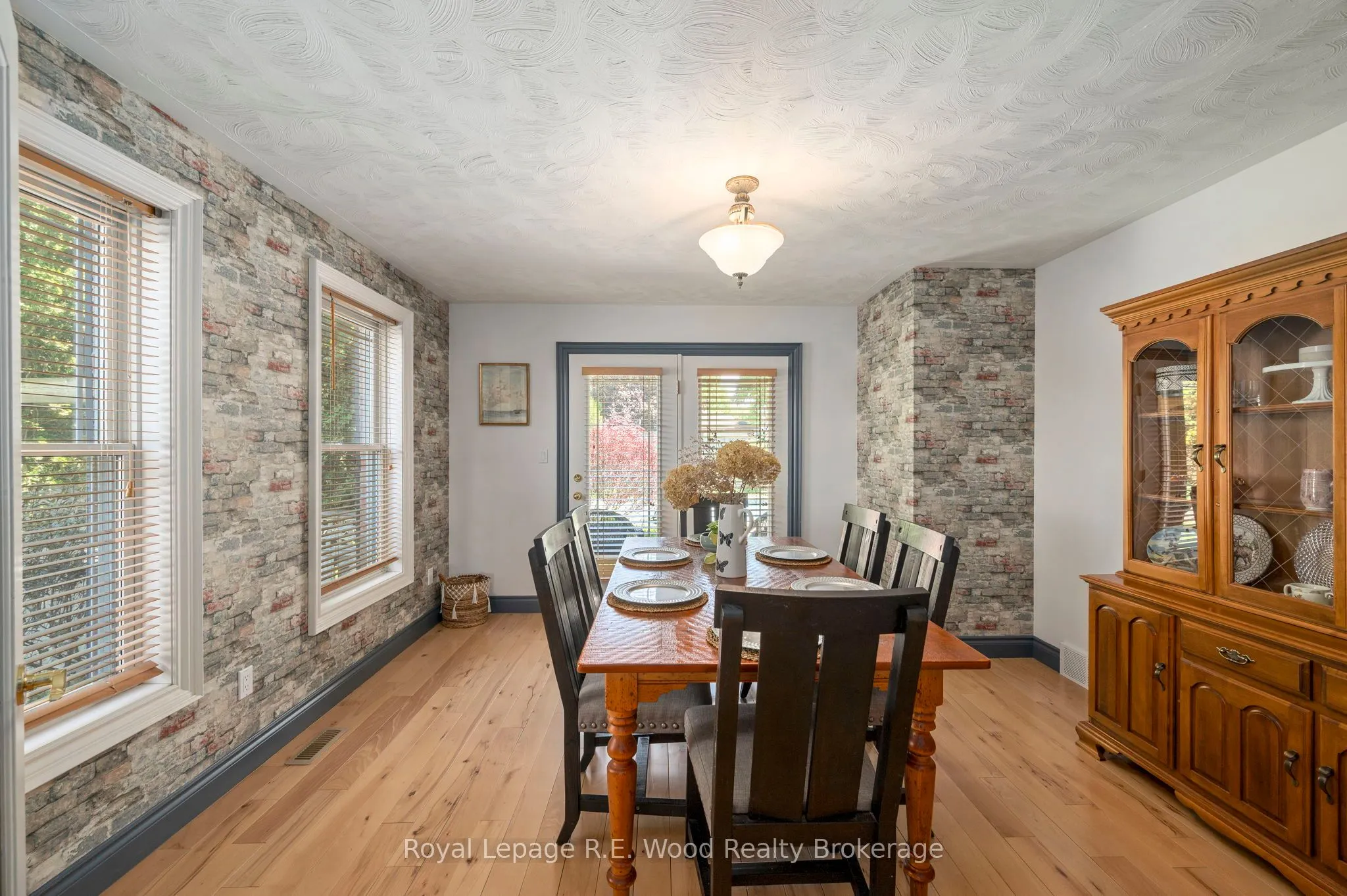 29 Woodside Drive