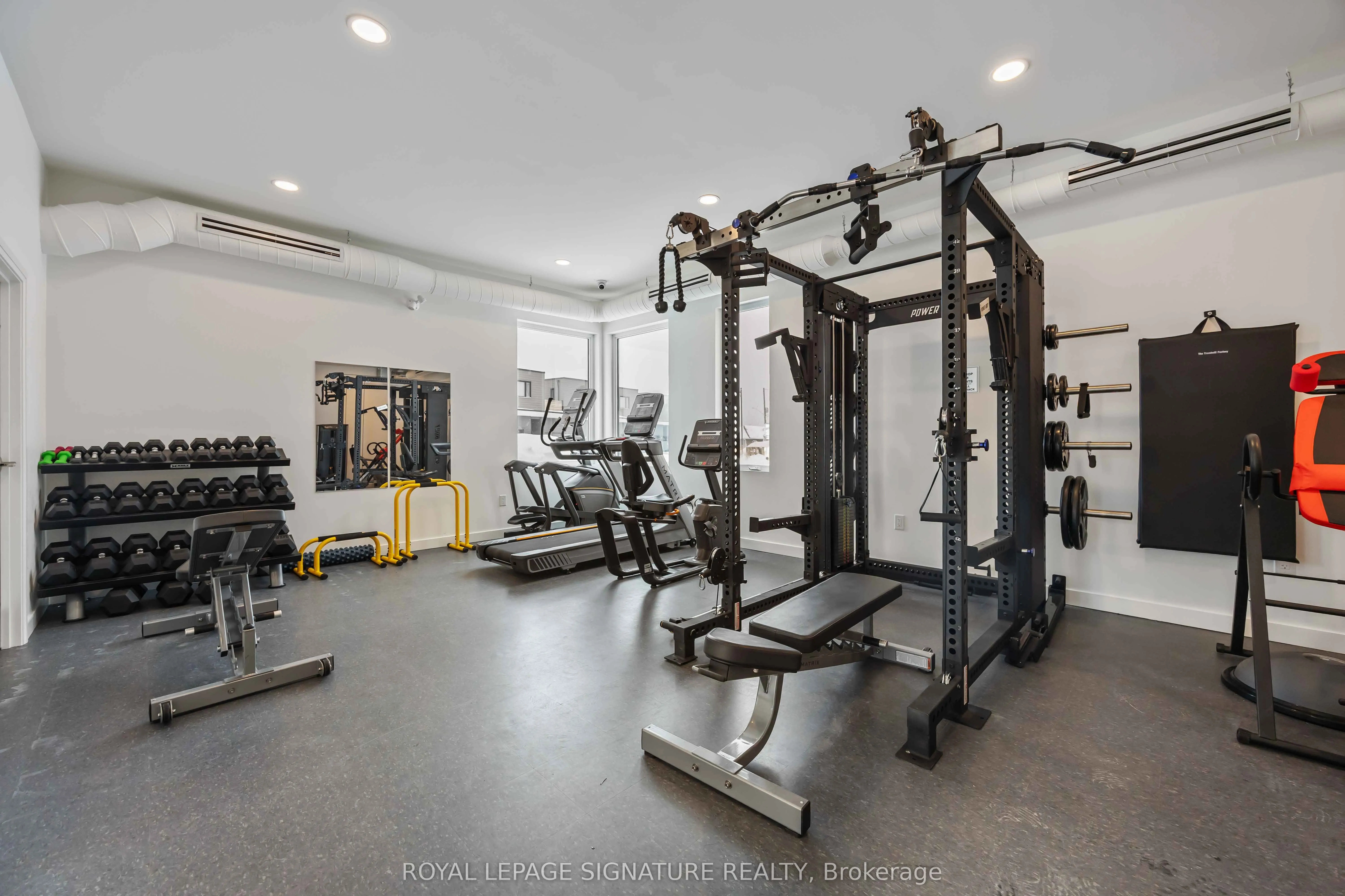 19B West Street N #303