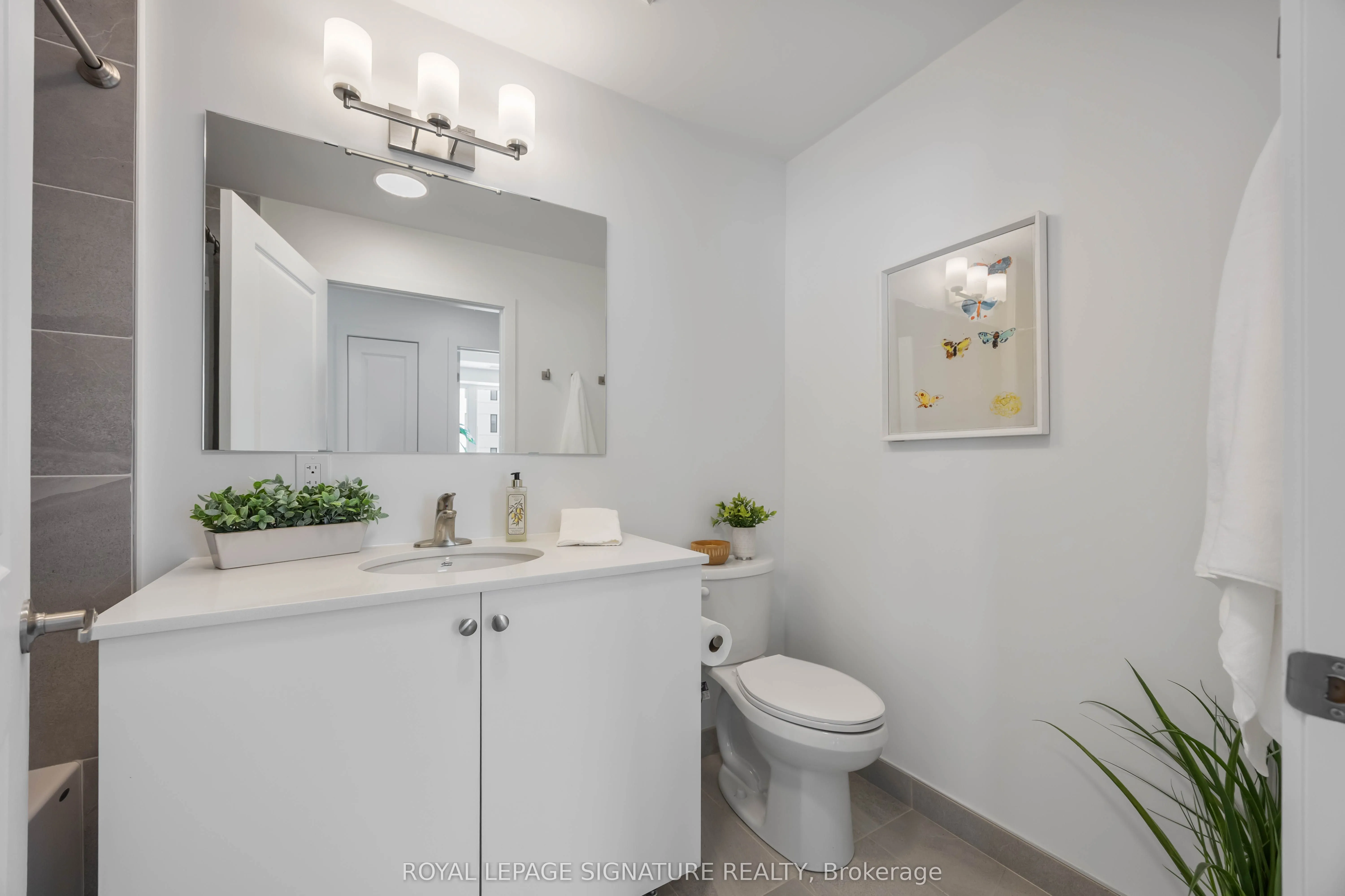 19B West Street N #303