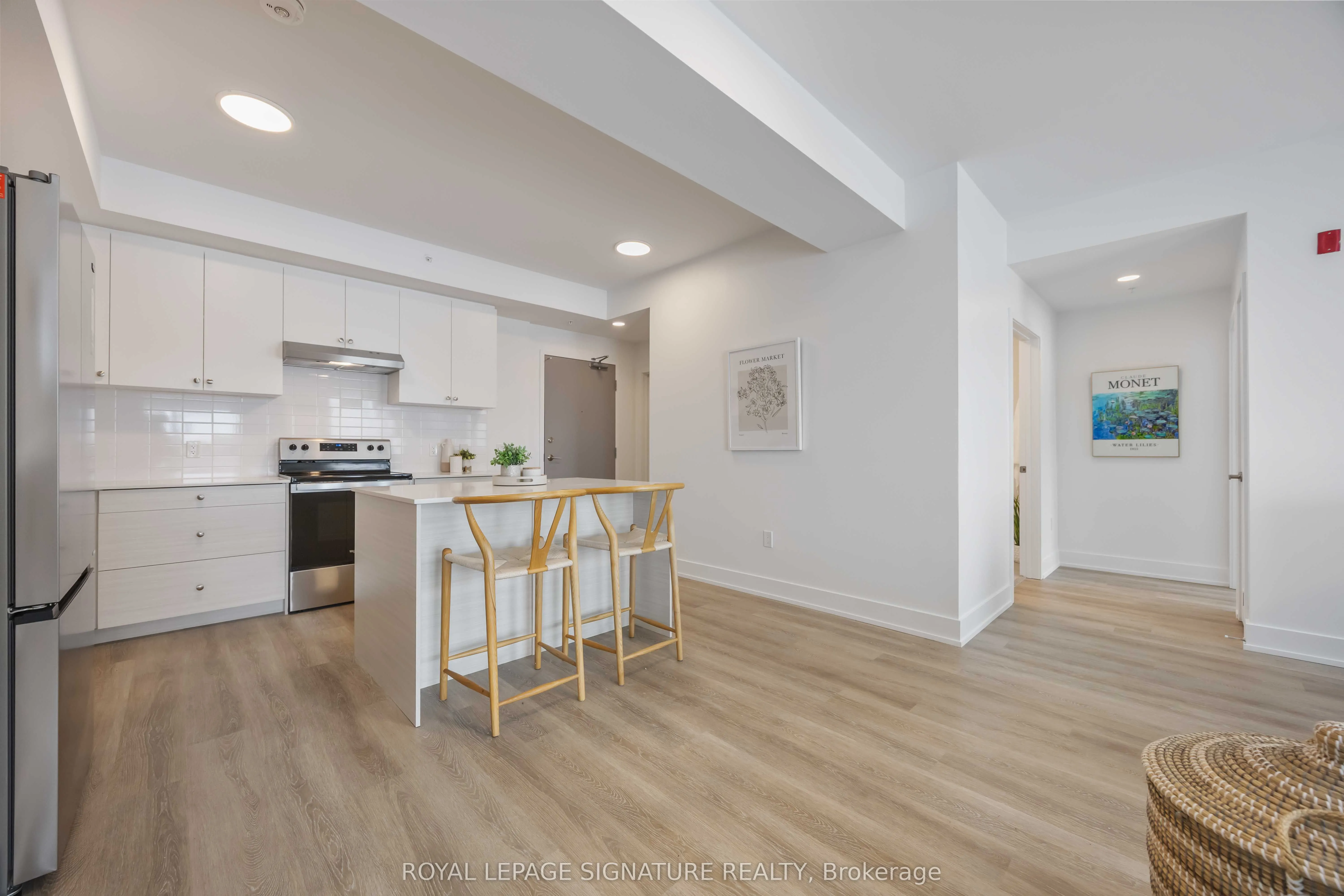 19B West Street N #303