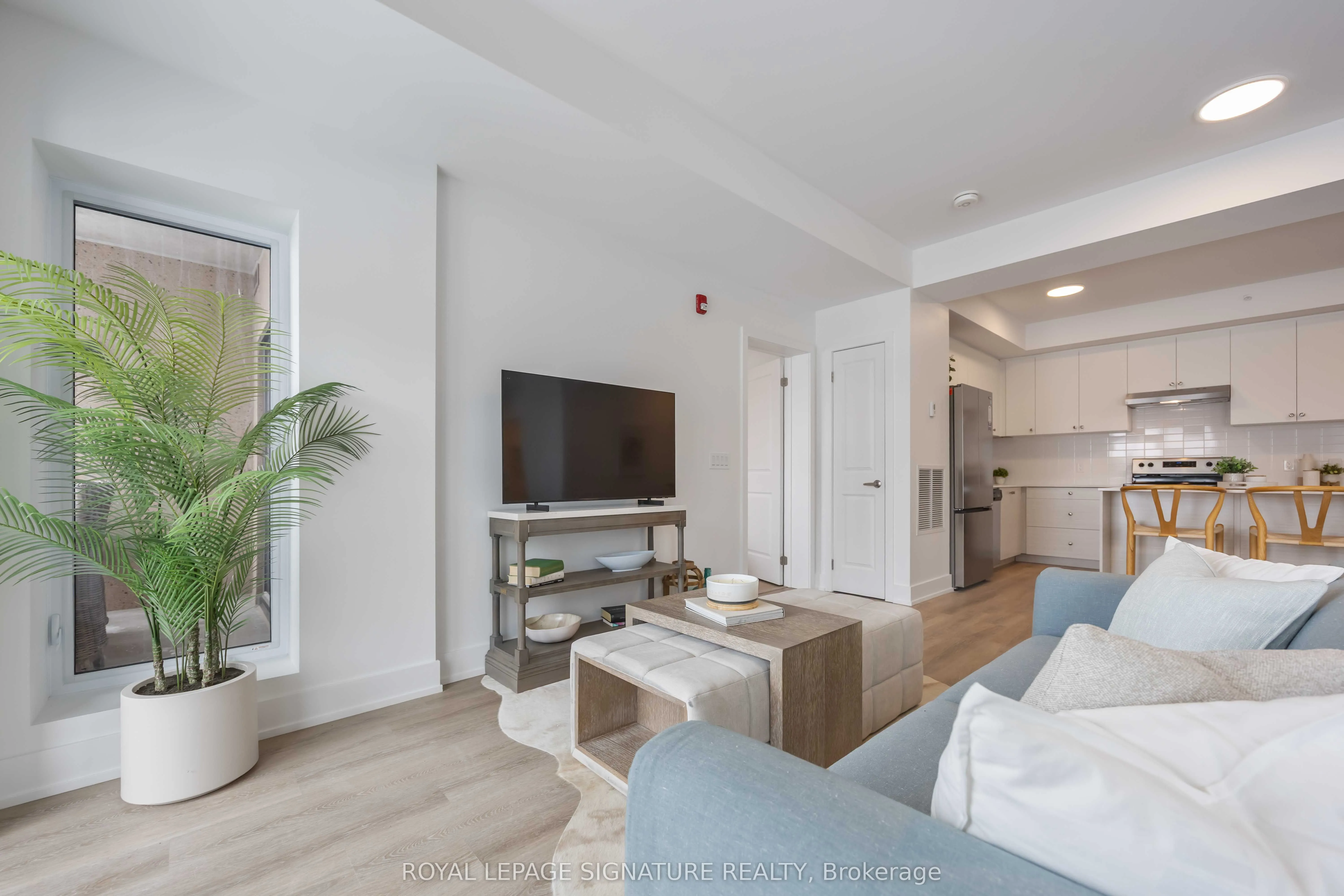 19B West Street N #303