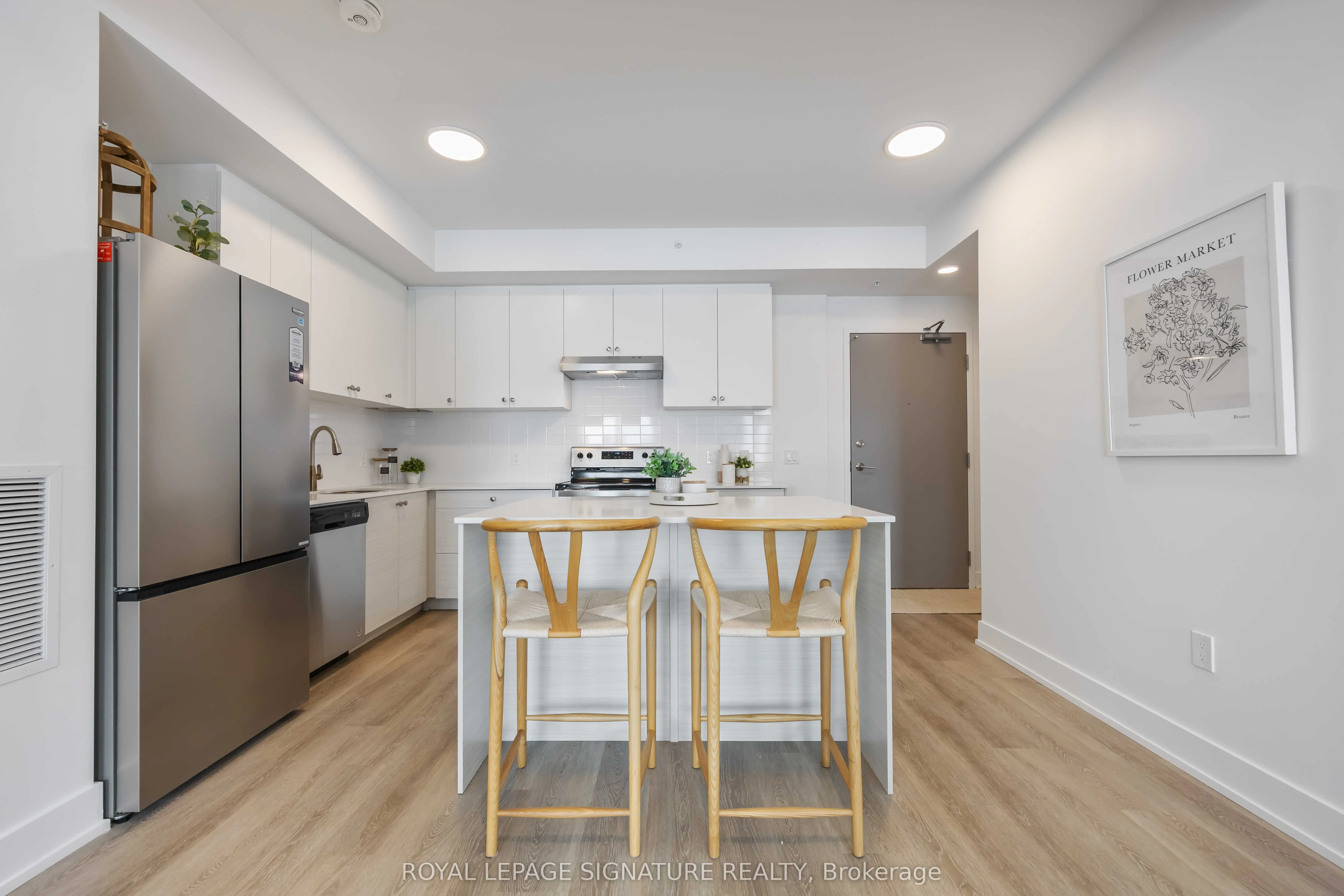 19B West Street N #303