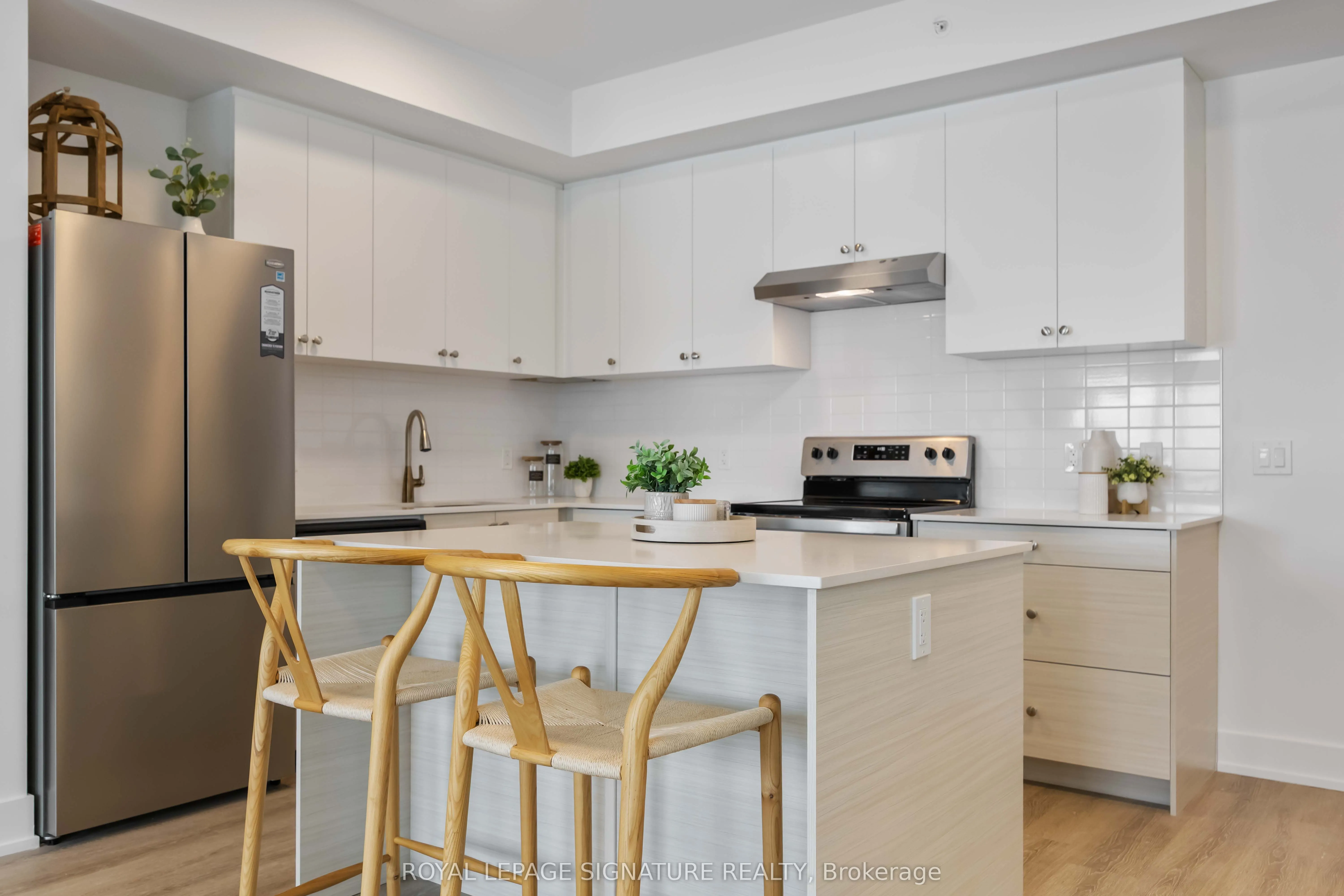 19B West Street N #303