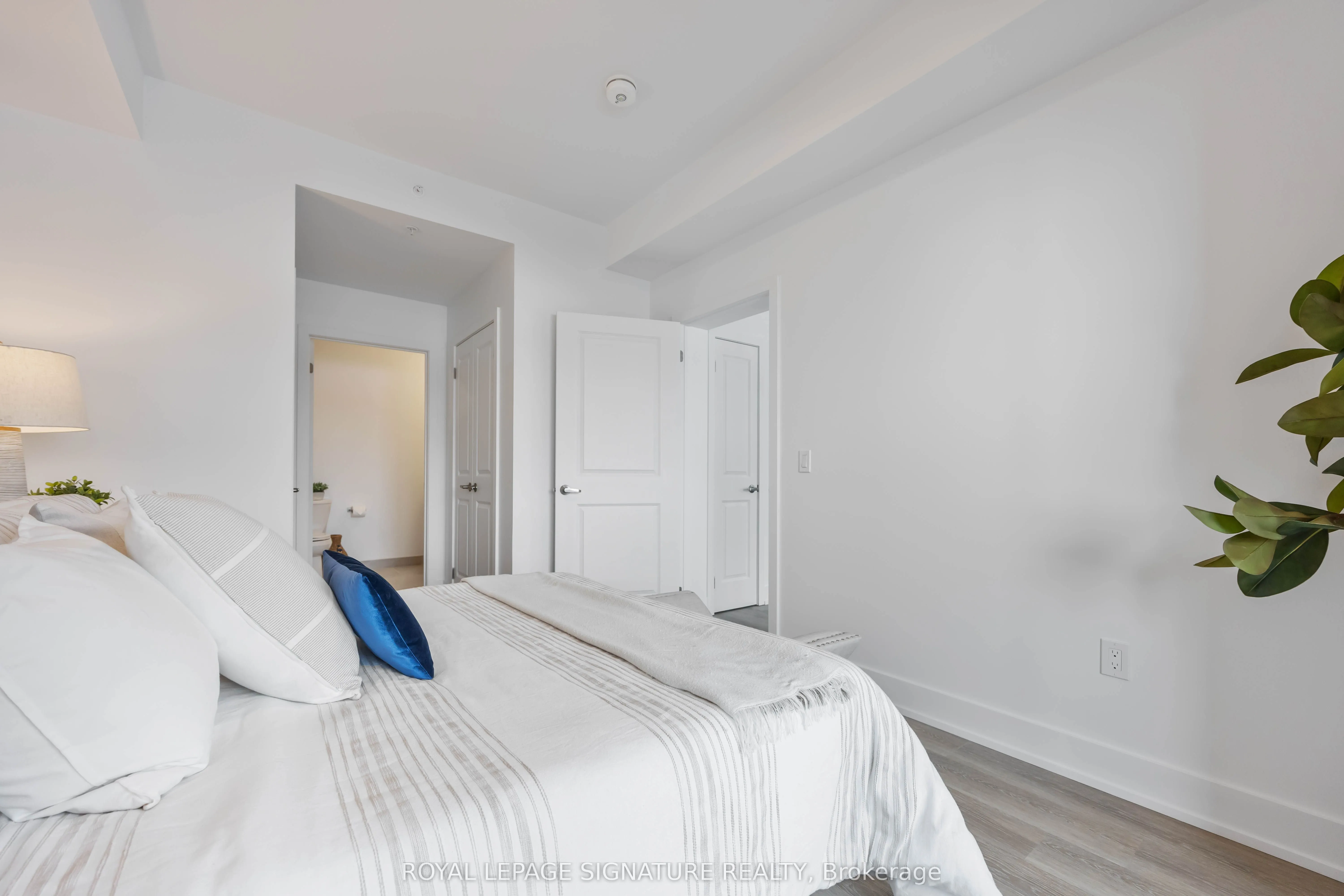 19B West Street N #303