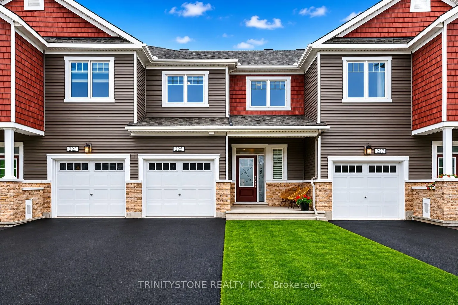 225 Billrian Crescent