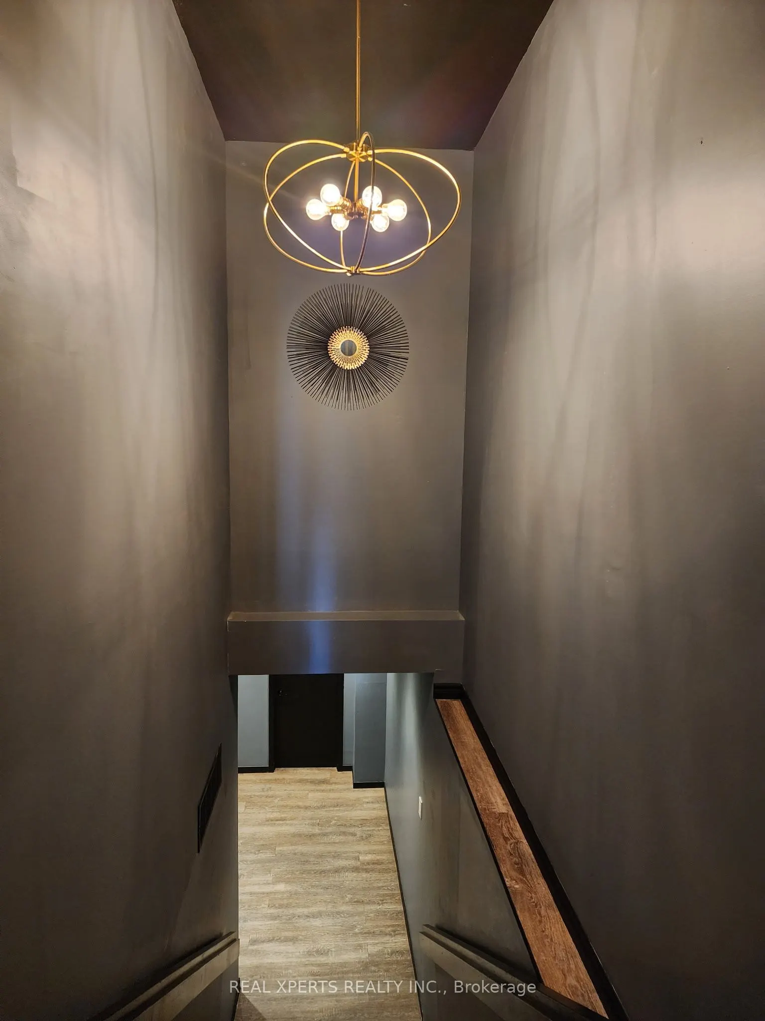 19 Market Square #unit A