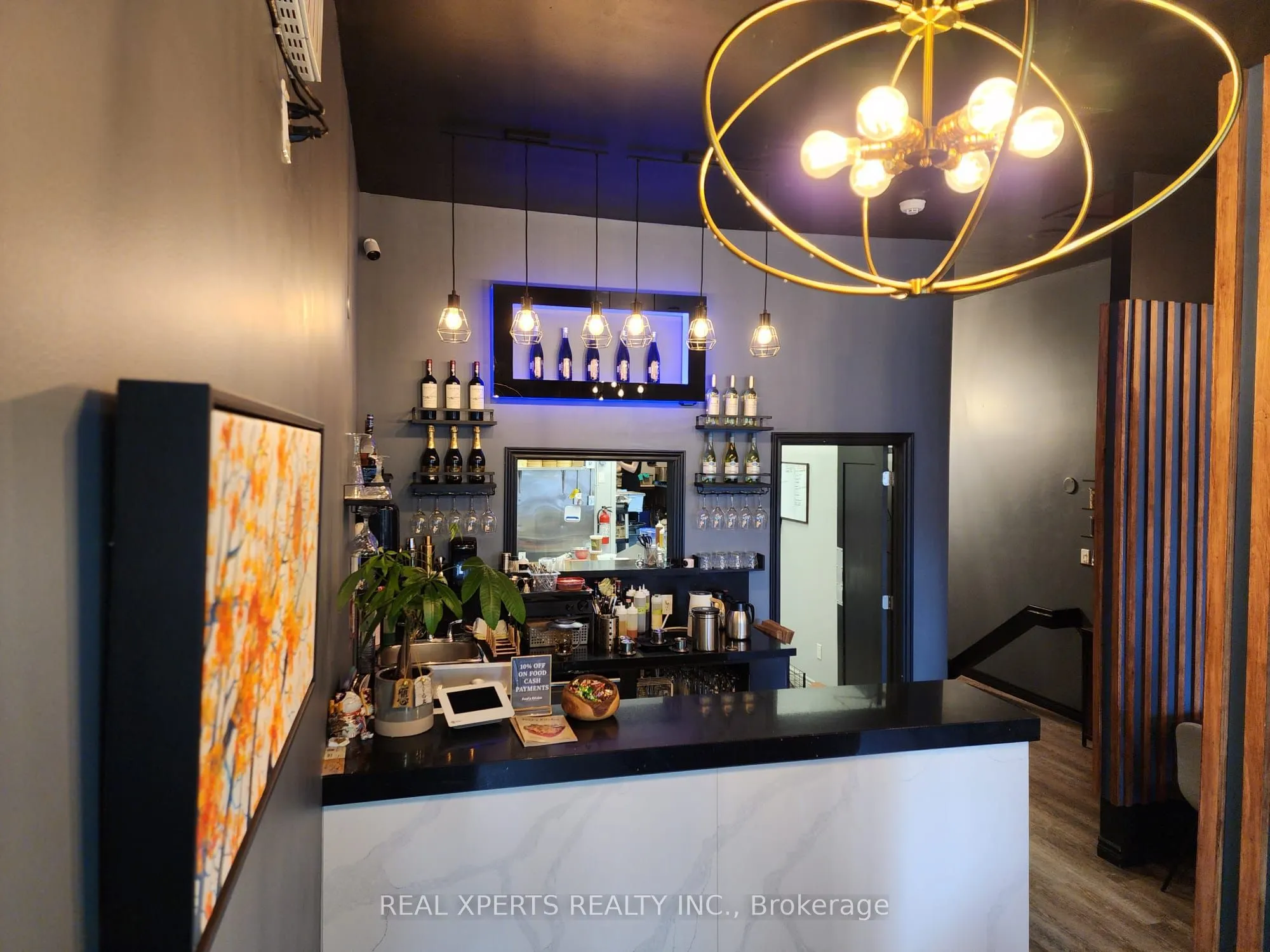 19 Market Square #unit A