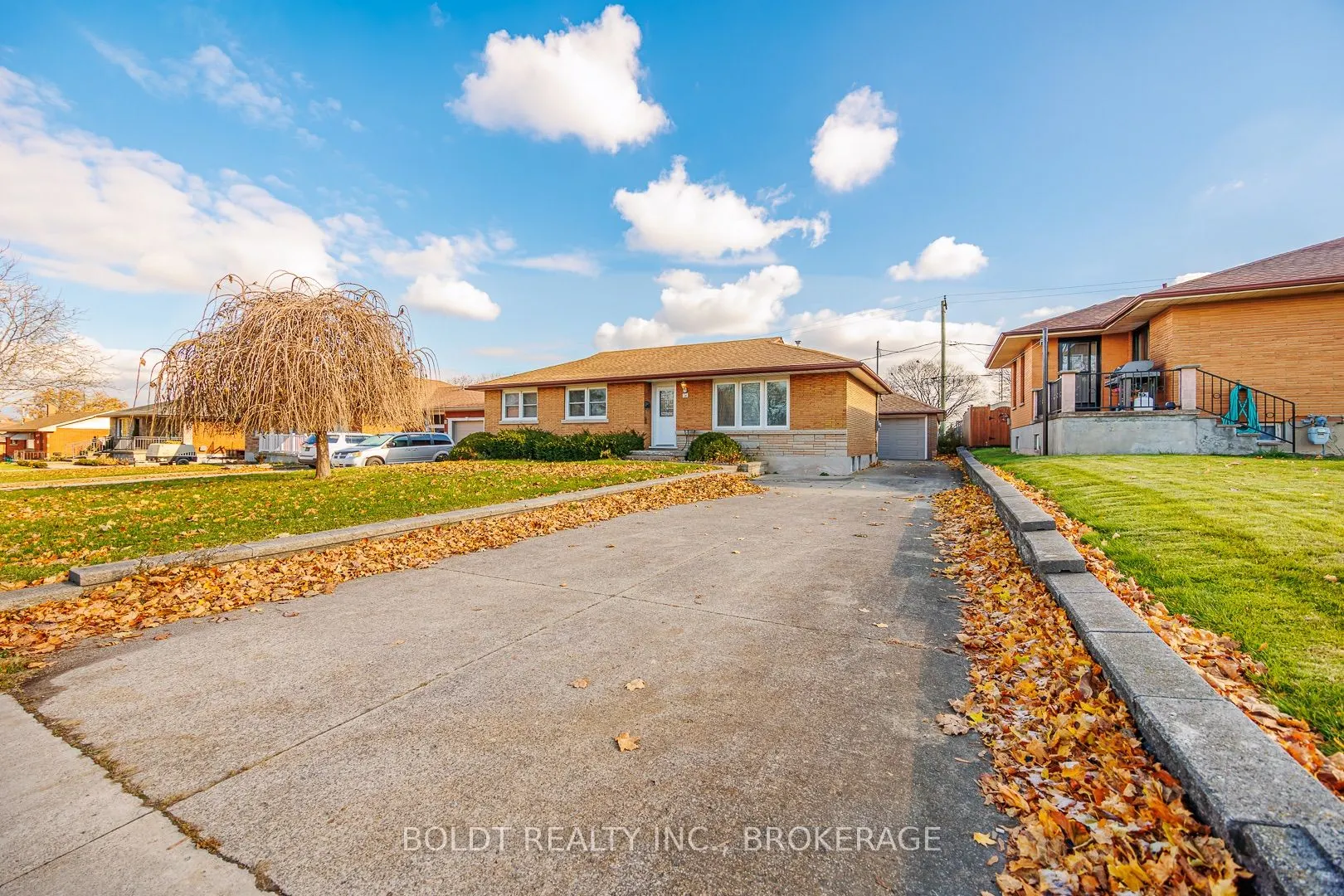24 Winslow Crescent