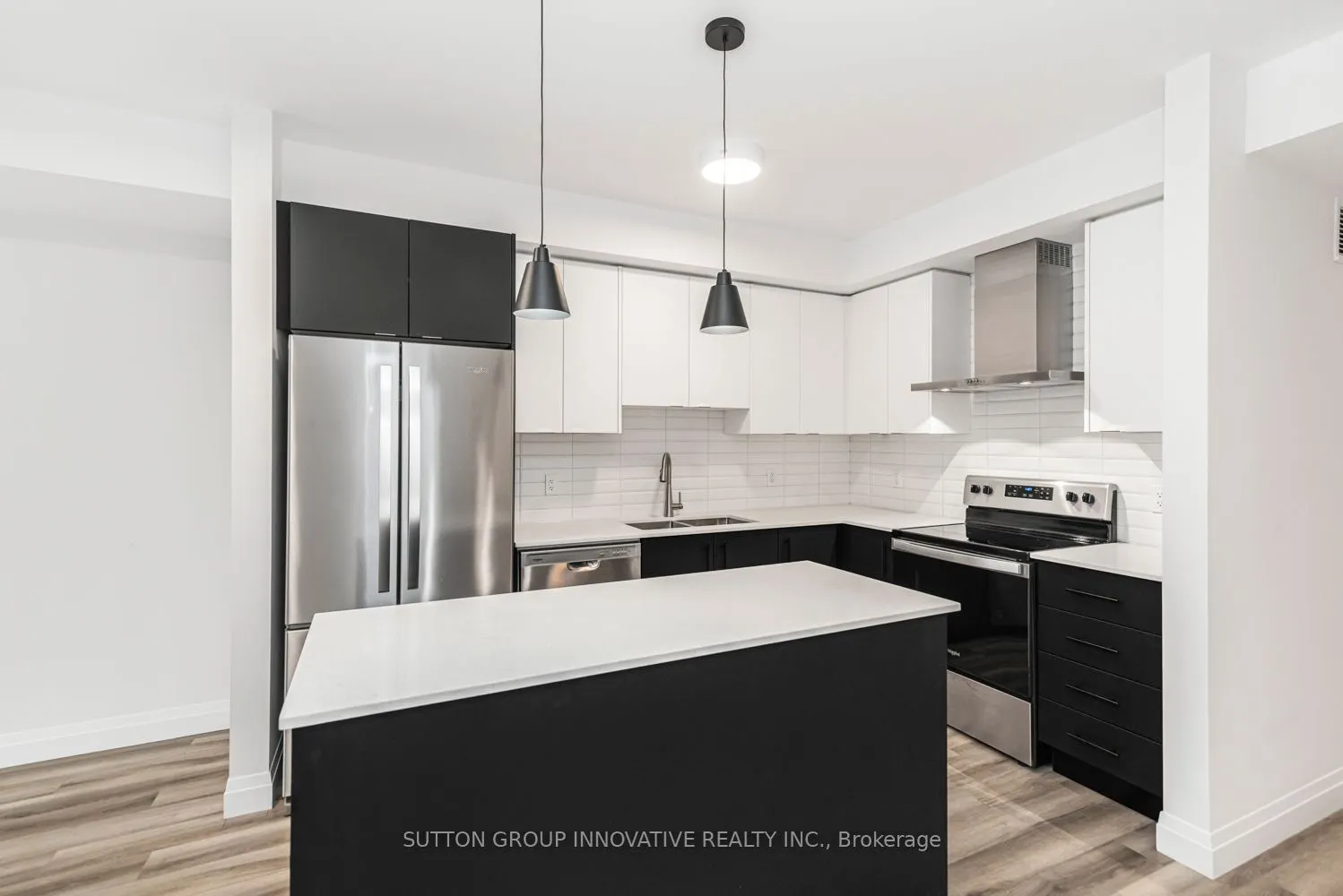 153 Wilson Street W #105