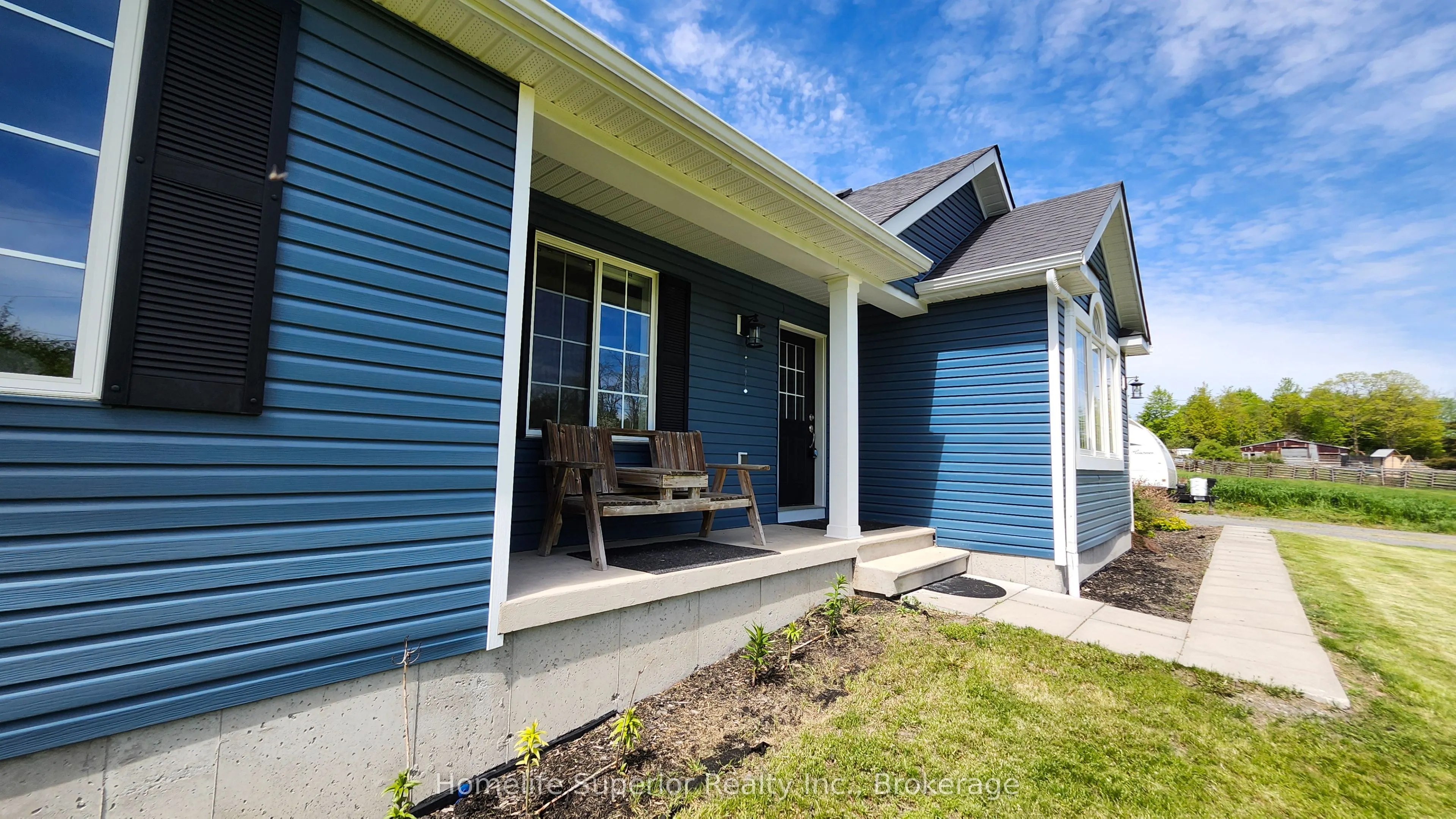 307 Tracey Road