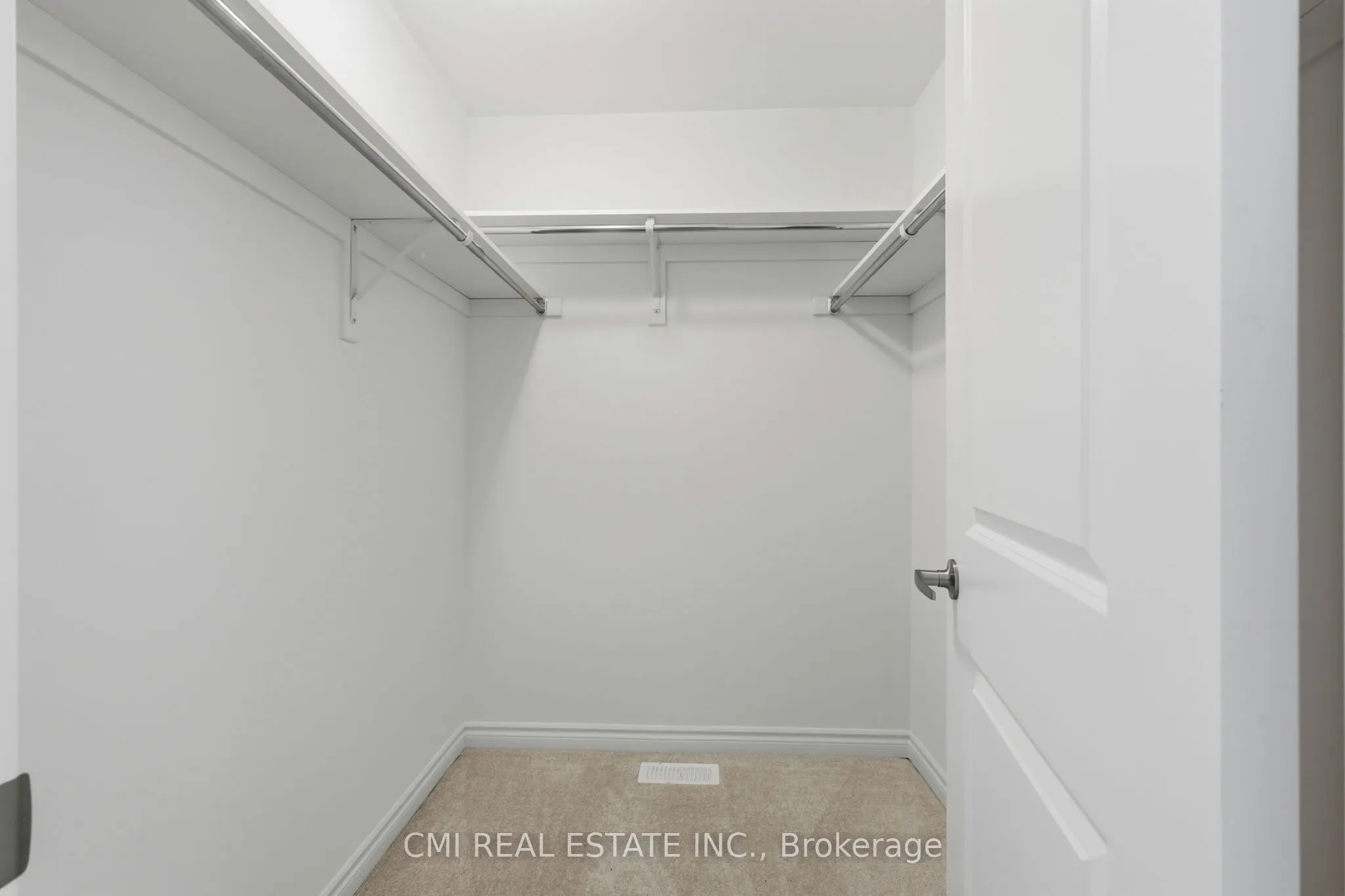 20 Hillcroft Way