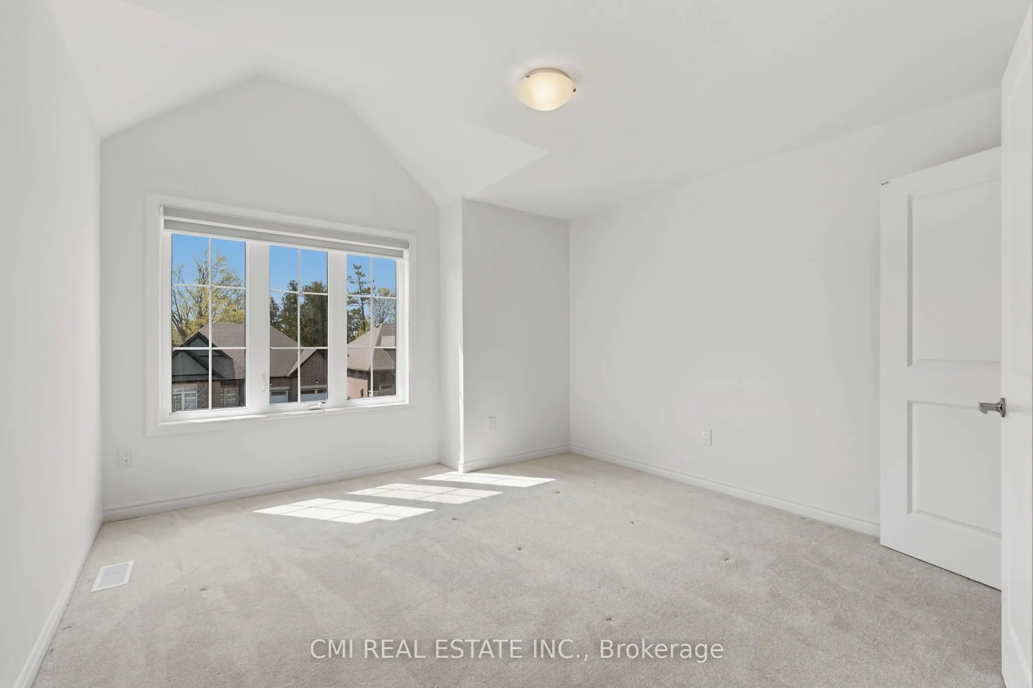 20 Hillcroft Way