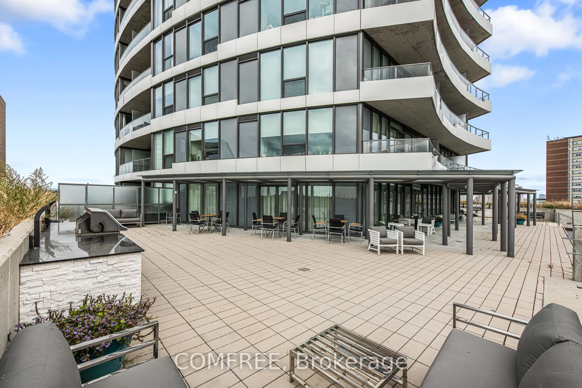 485 Richmond Road #606