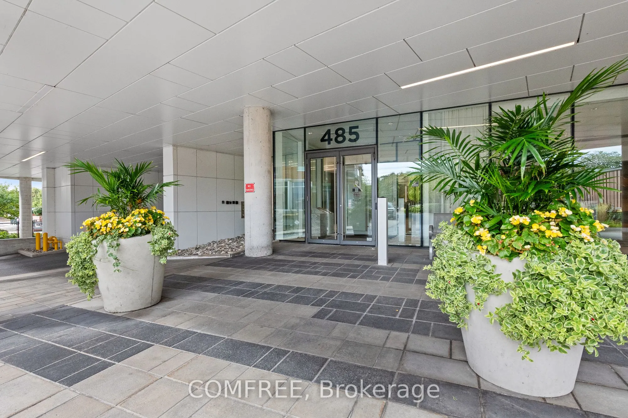 485 Richmond Road #606
