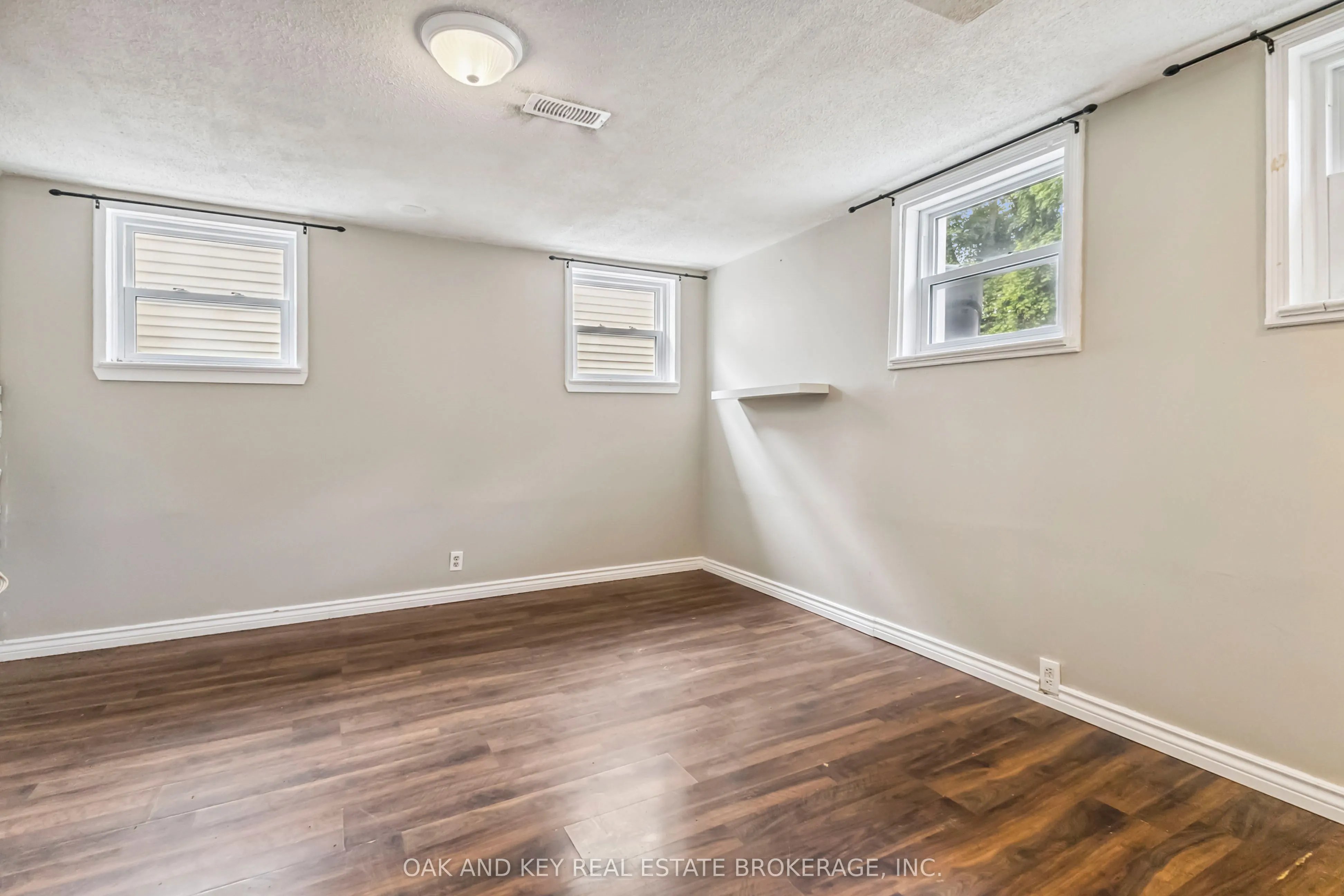 487 Burbrook Place