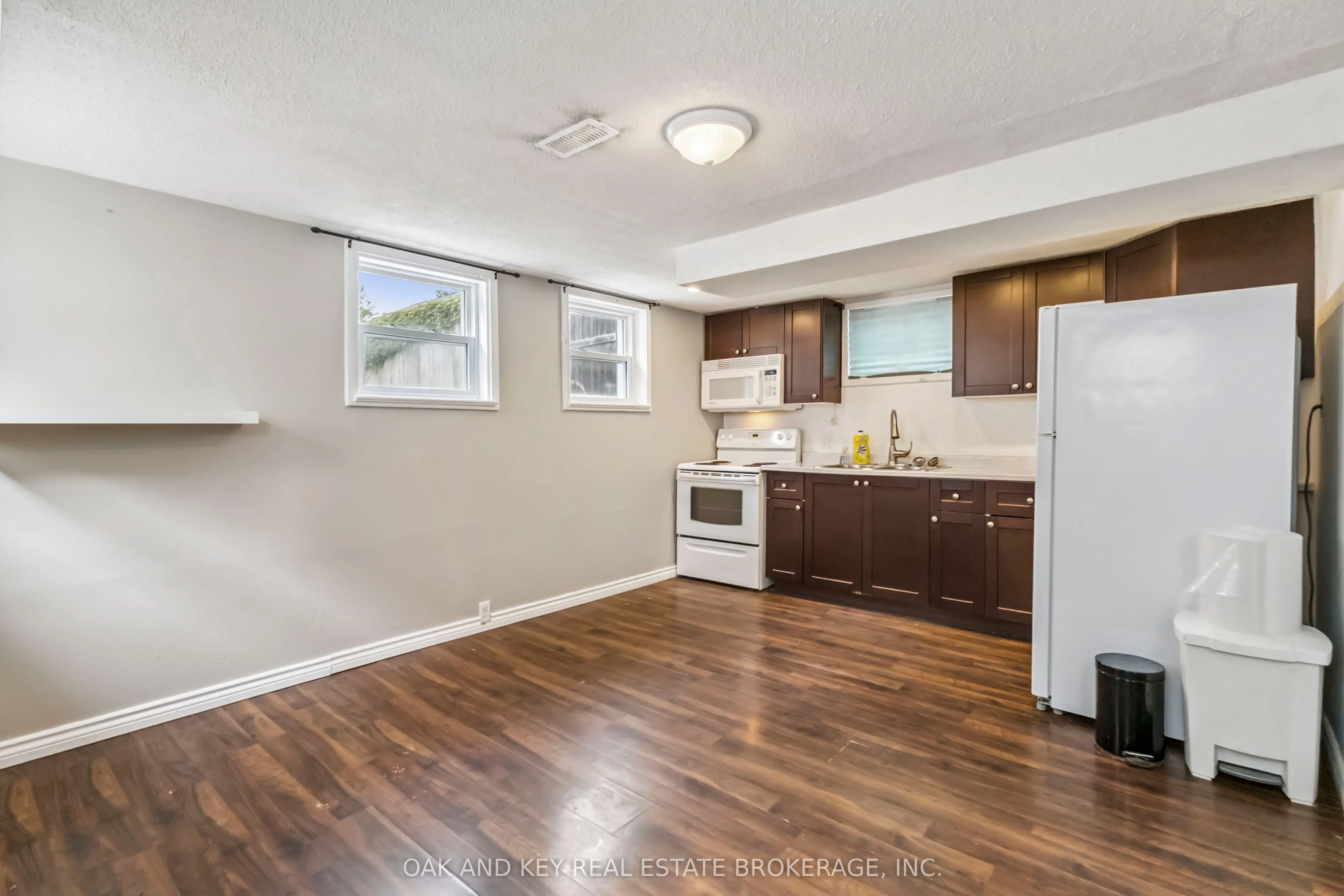 487 Burbrook Place