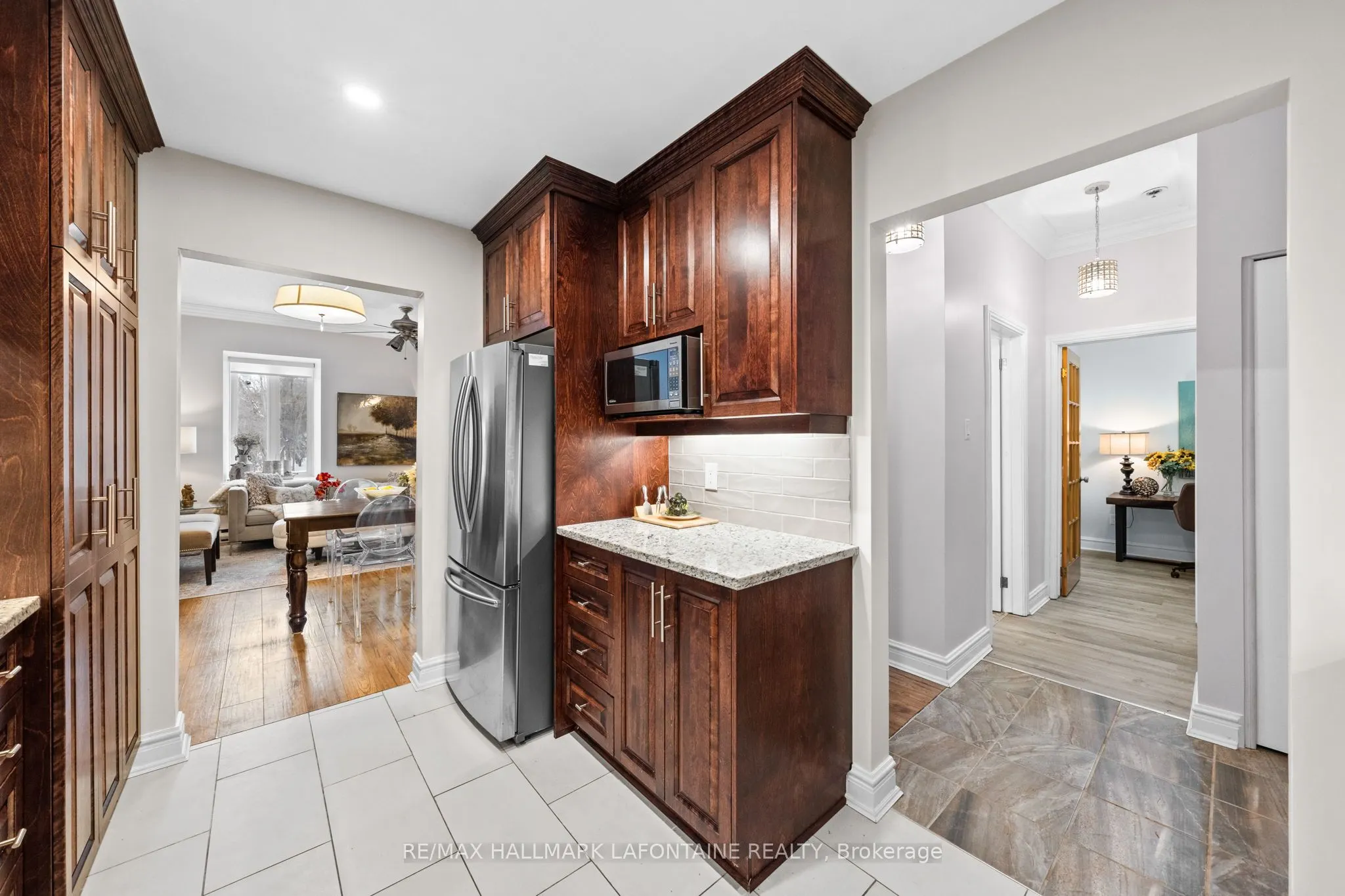 1 Rosamond Street E #107