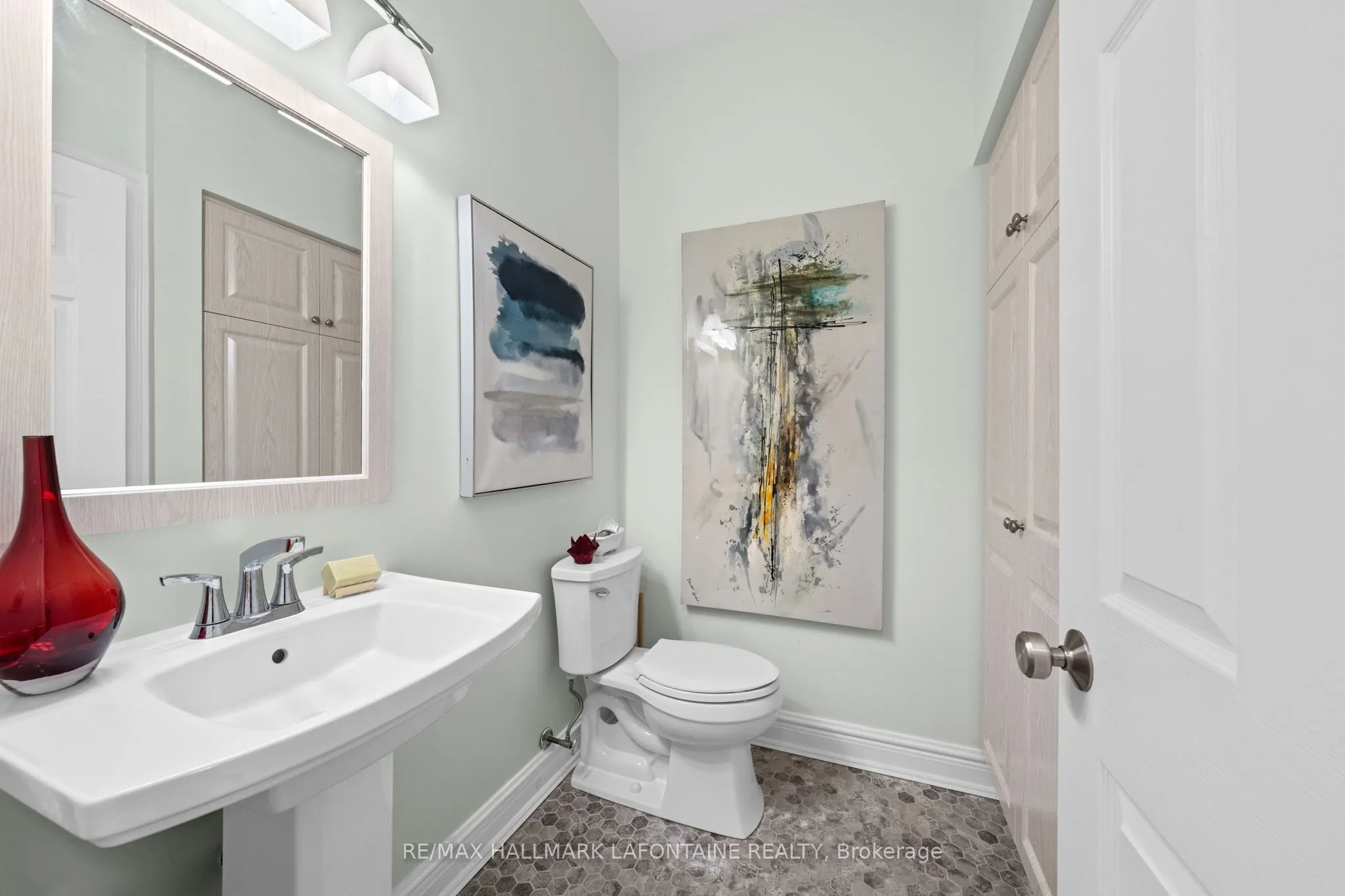 1 Rosamond Street E #107
