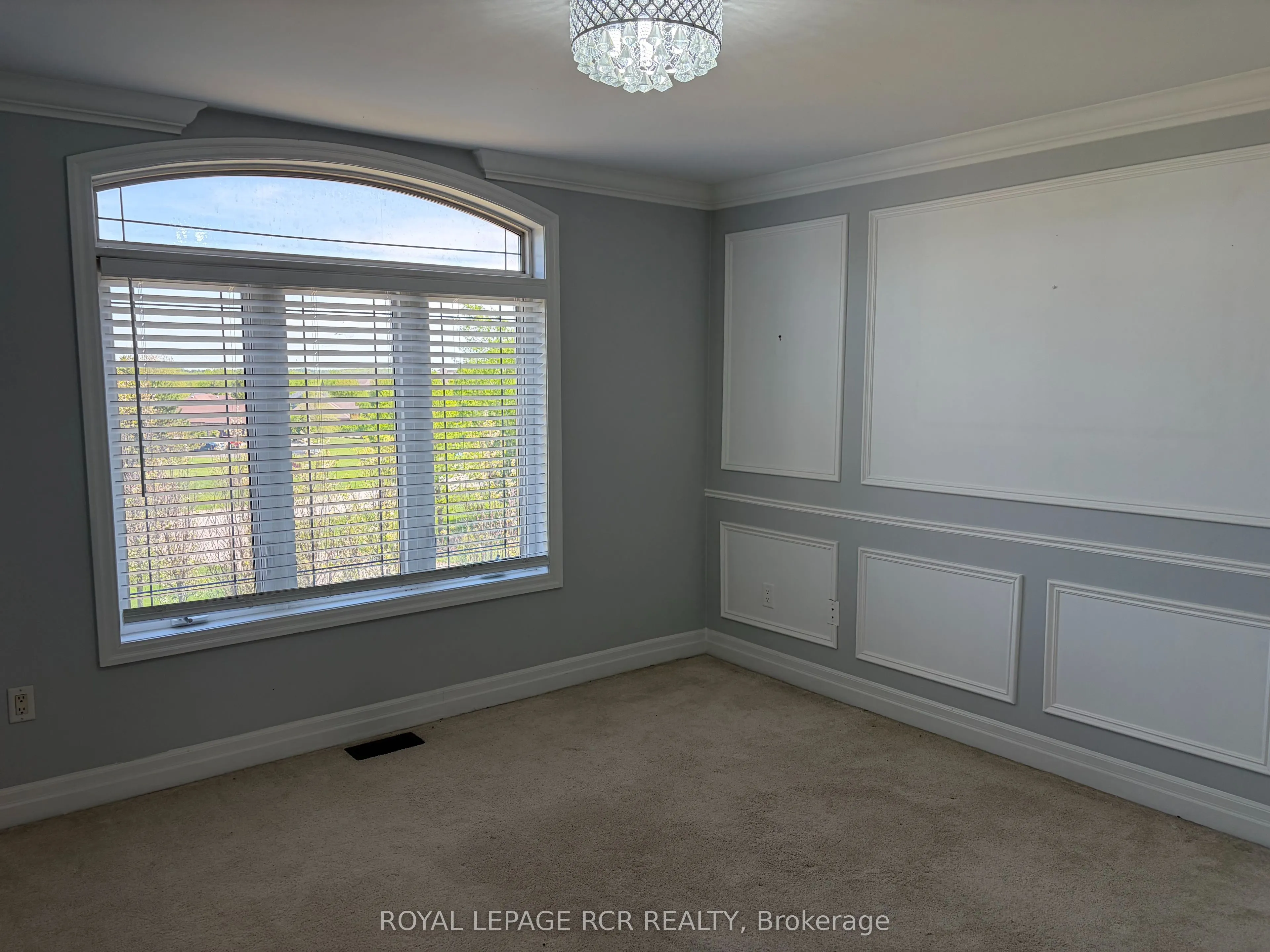 25 Brookhaven Crescent