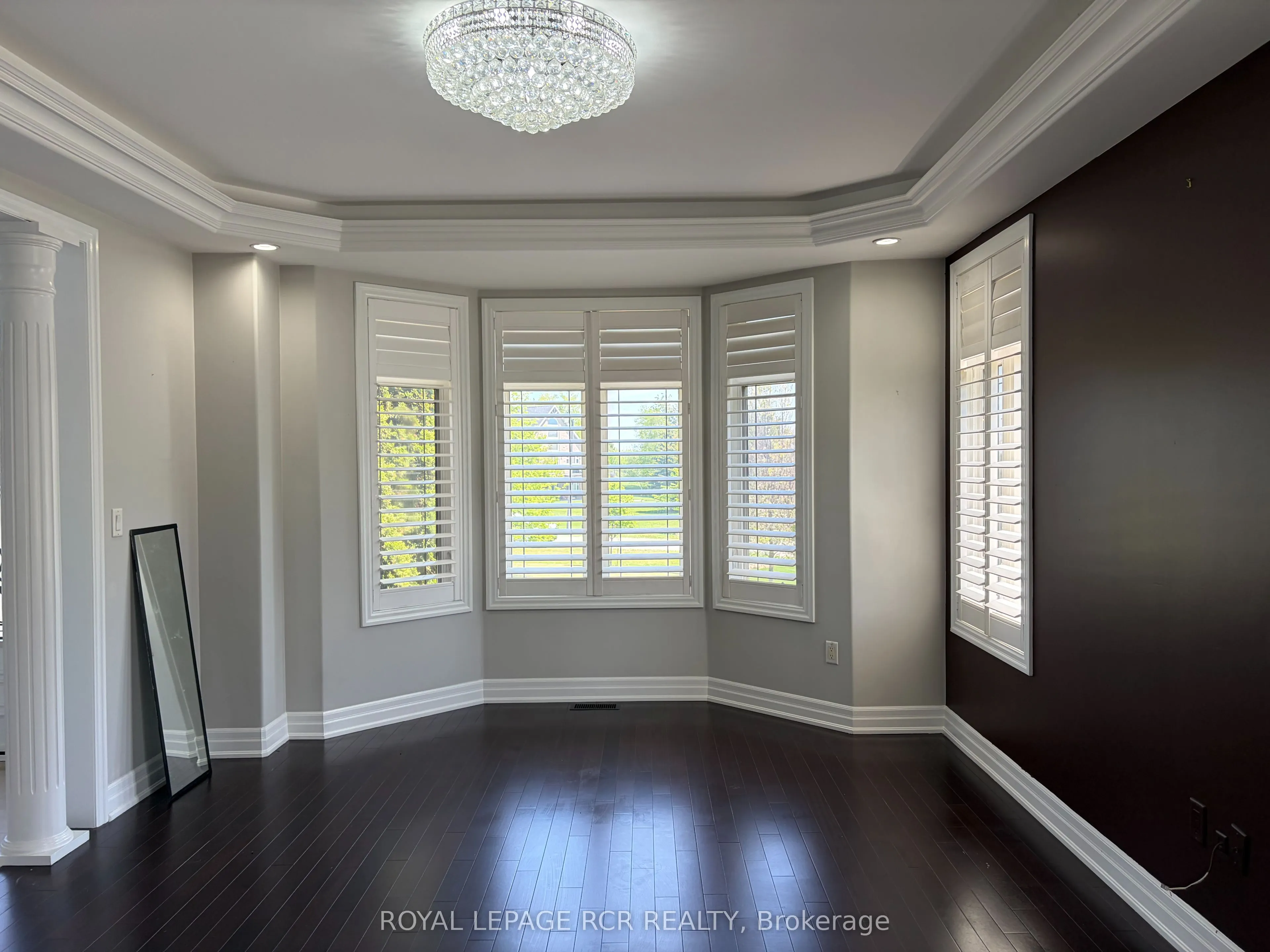 25 Brookhaven Crescent