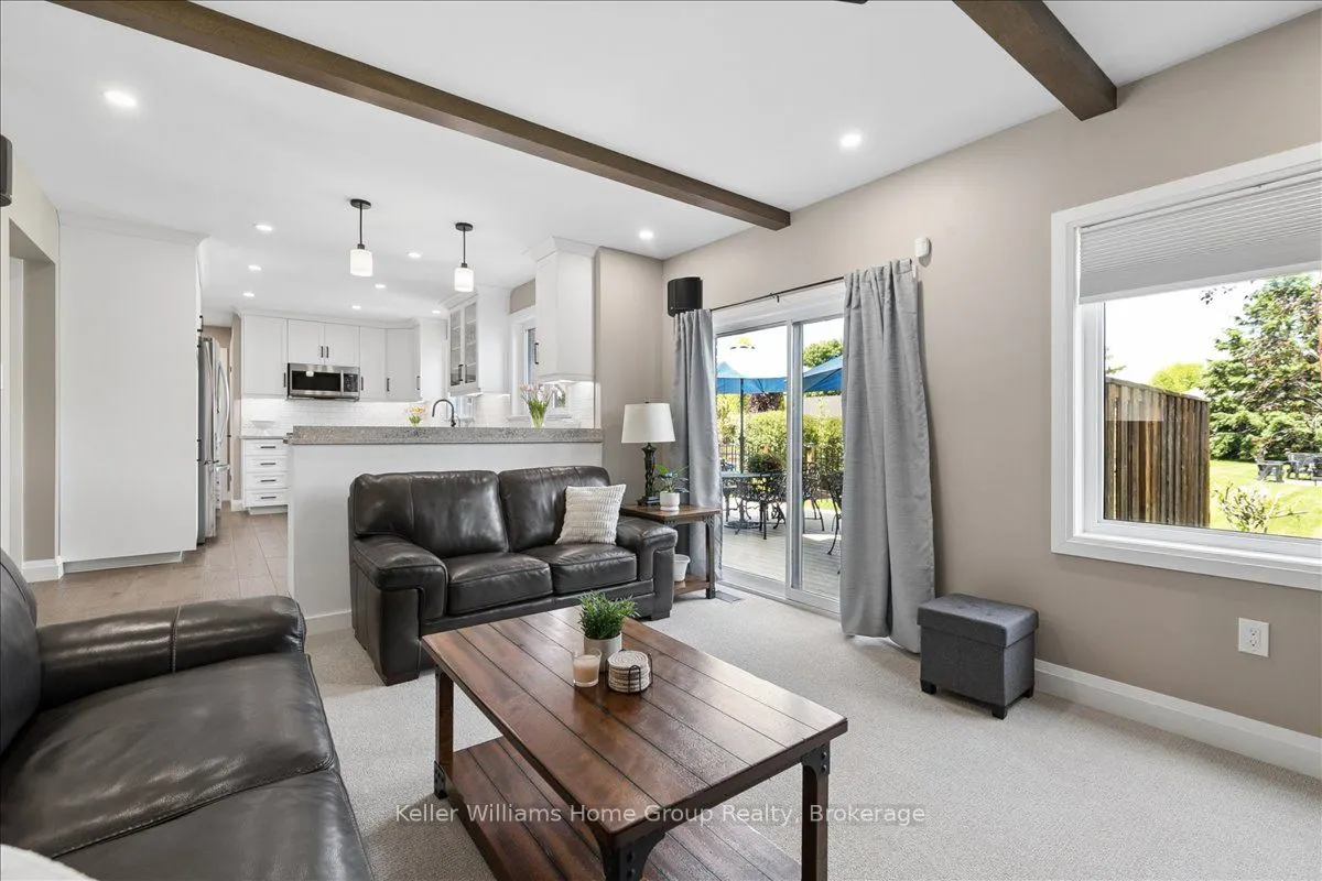 8 Stonefield Drive
