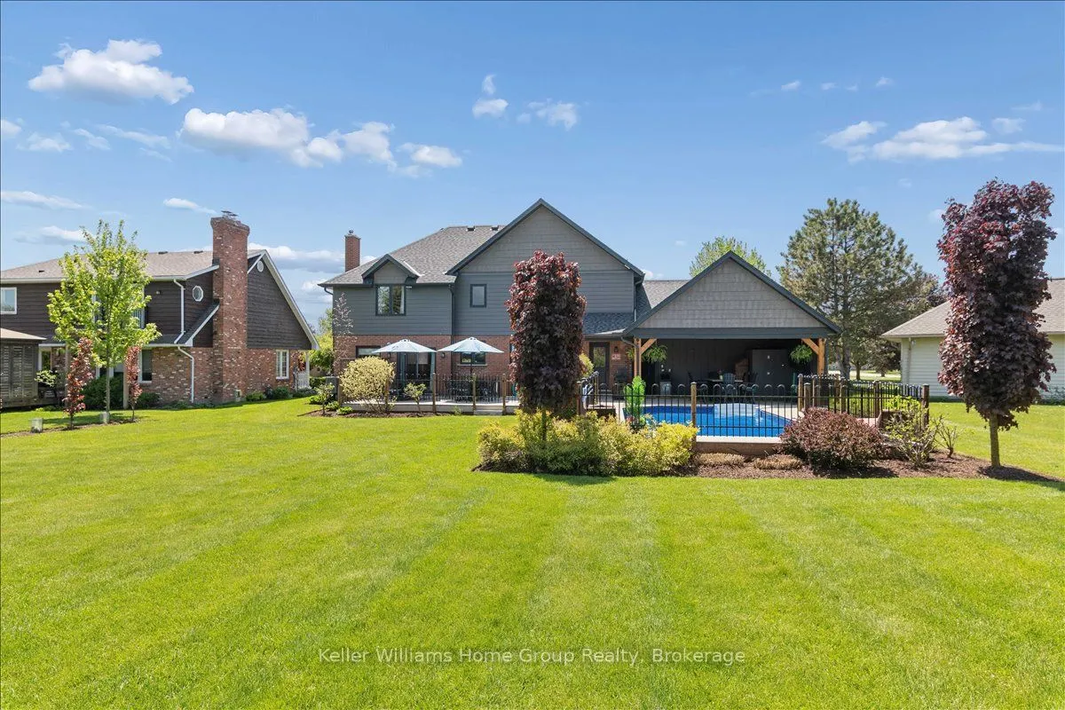 8 Stonefield Drive