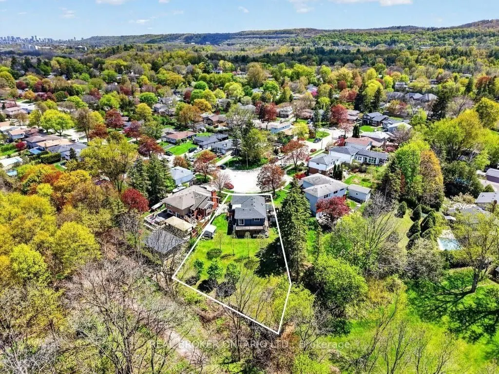 55 Sunrise Crescent