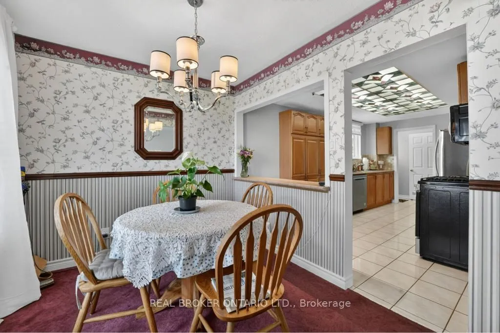 55 Sunrise Crescent