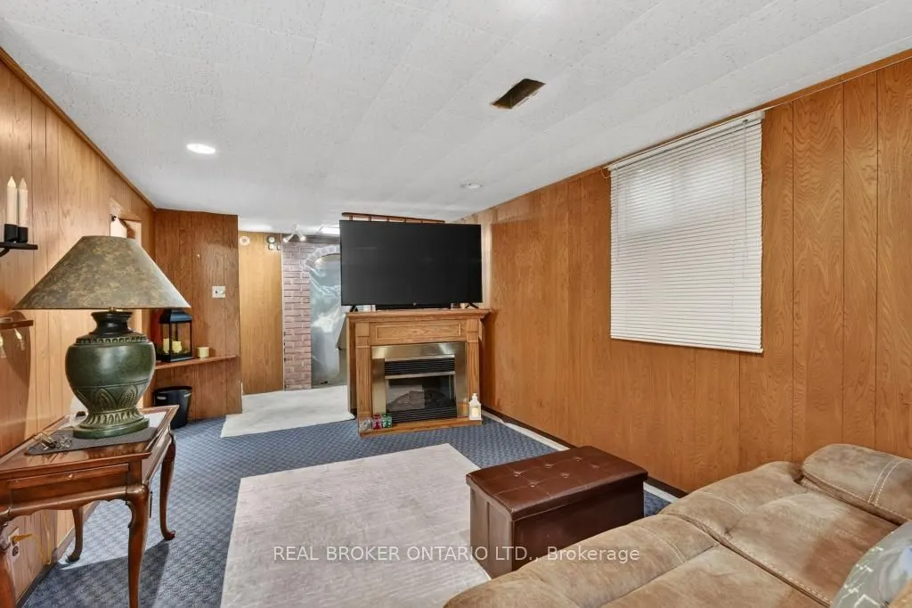 55 Sunrise Crescent