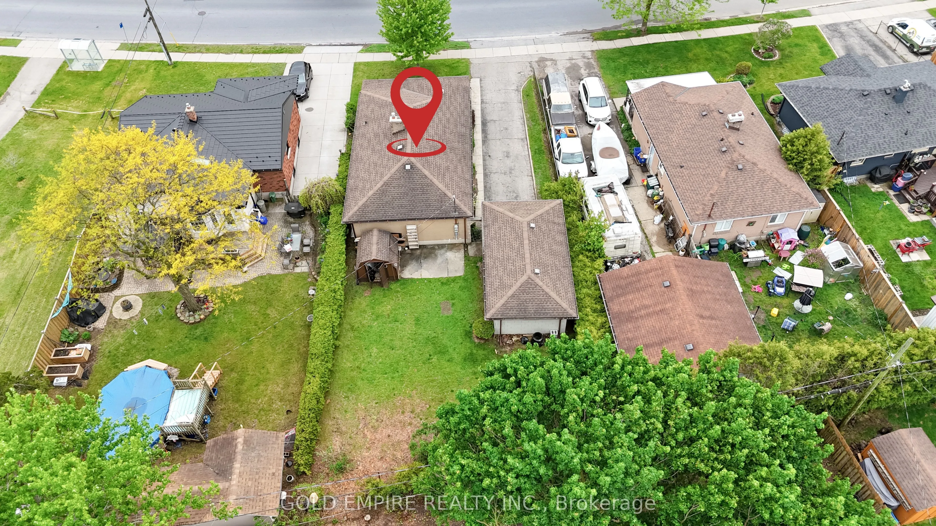 54 Tweedsmuir Avenue