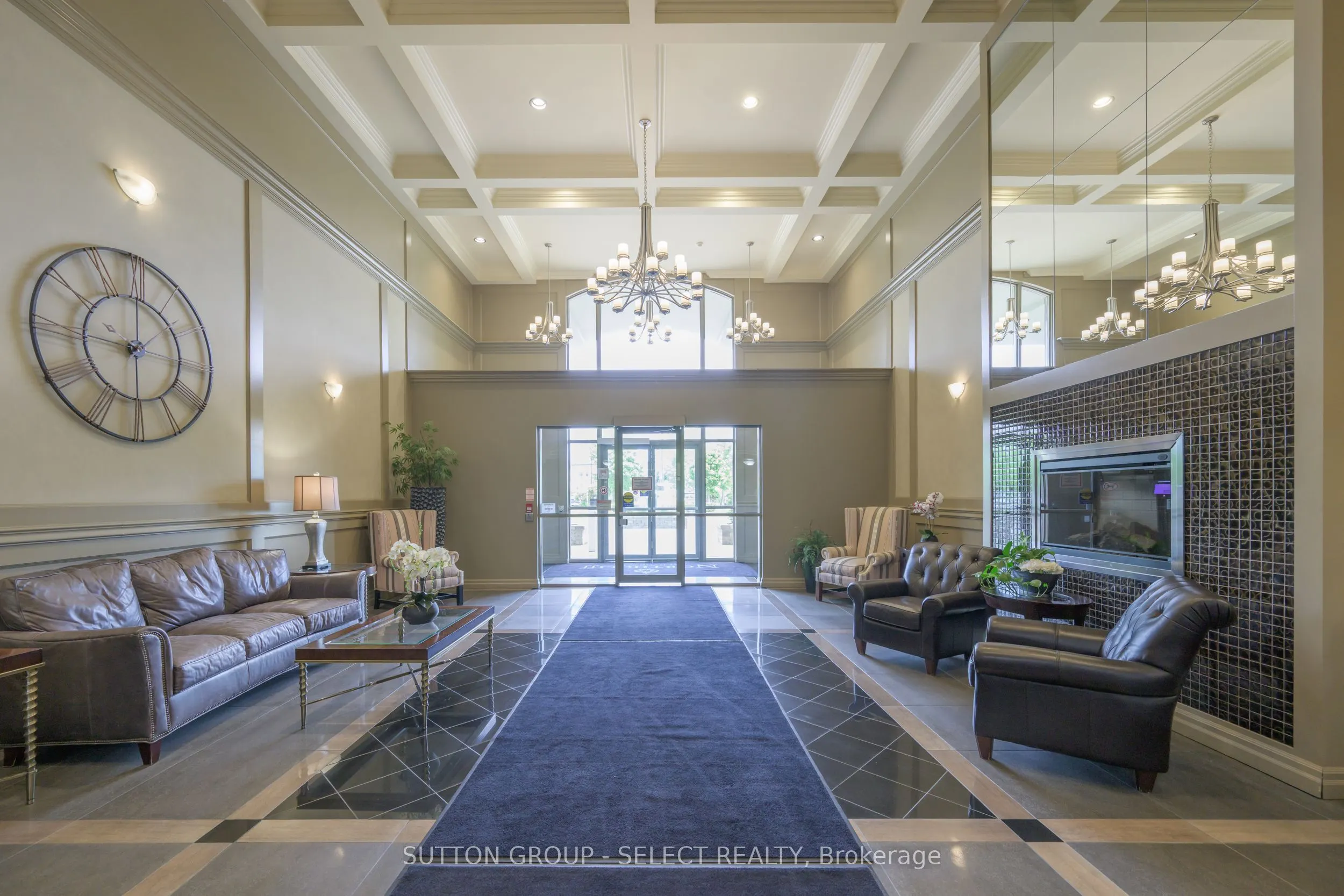 1030 Coronation Drive #812