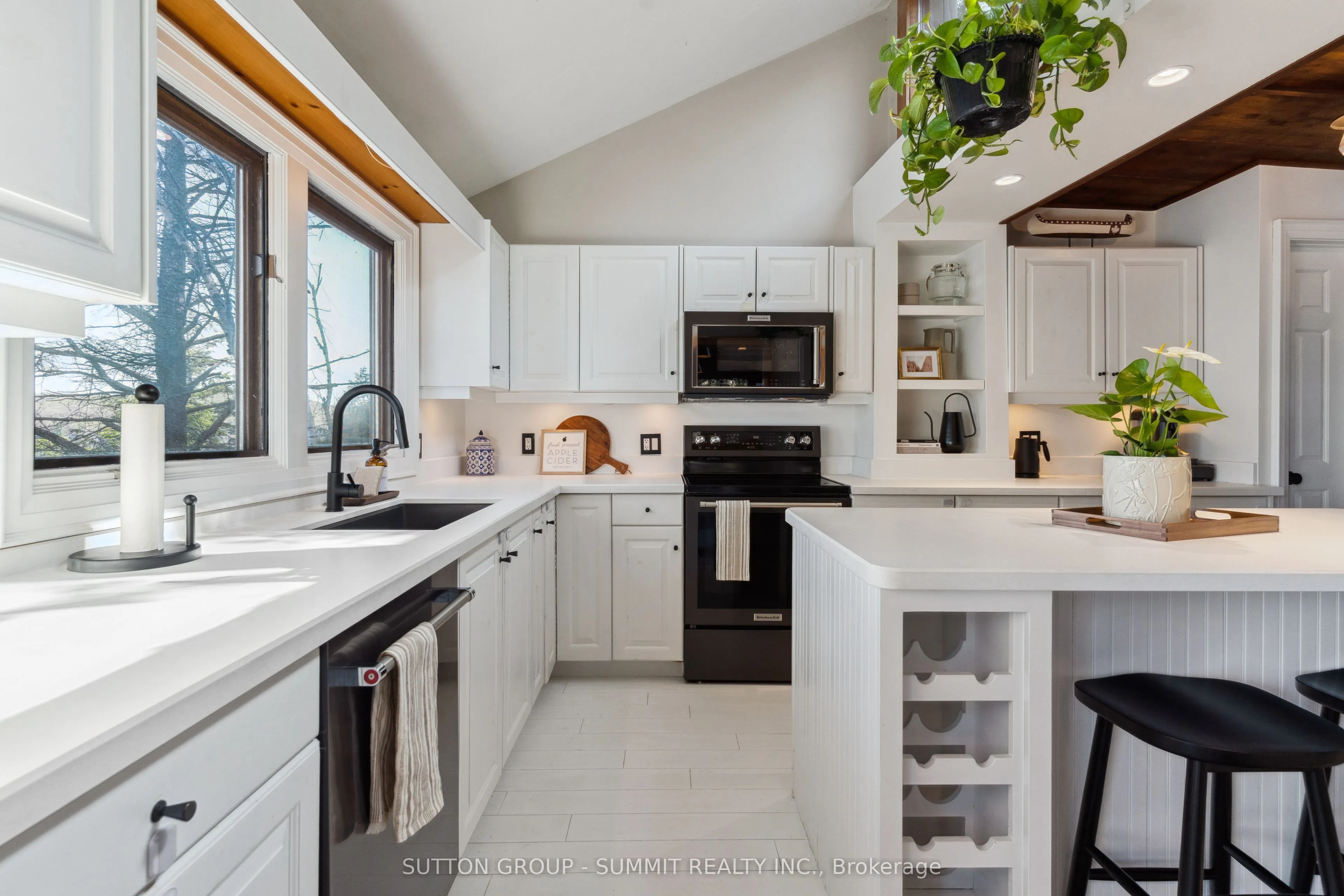4209 MUSKOKA ROAD 117 #3