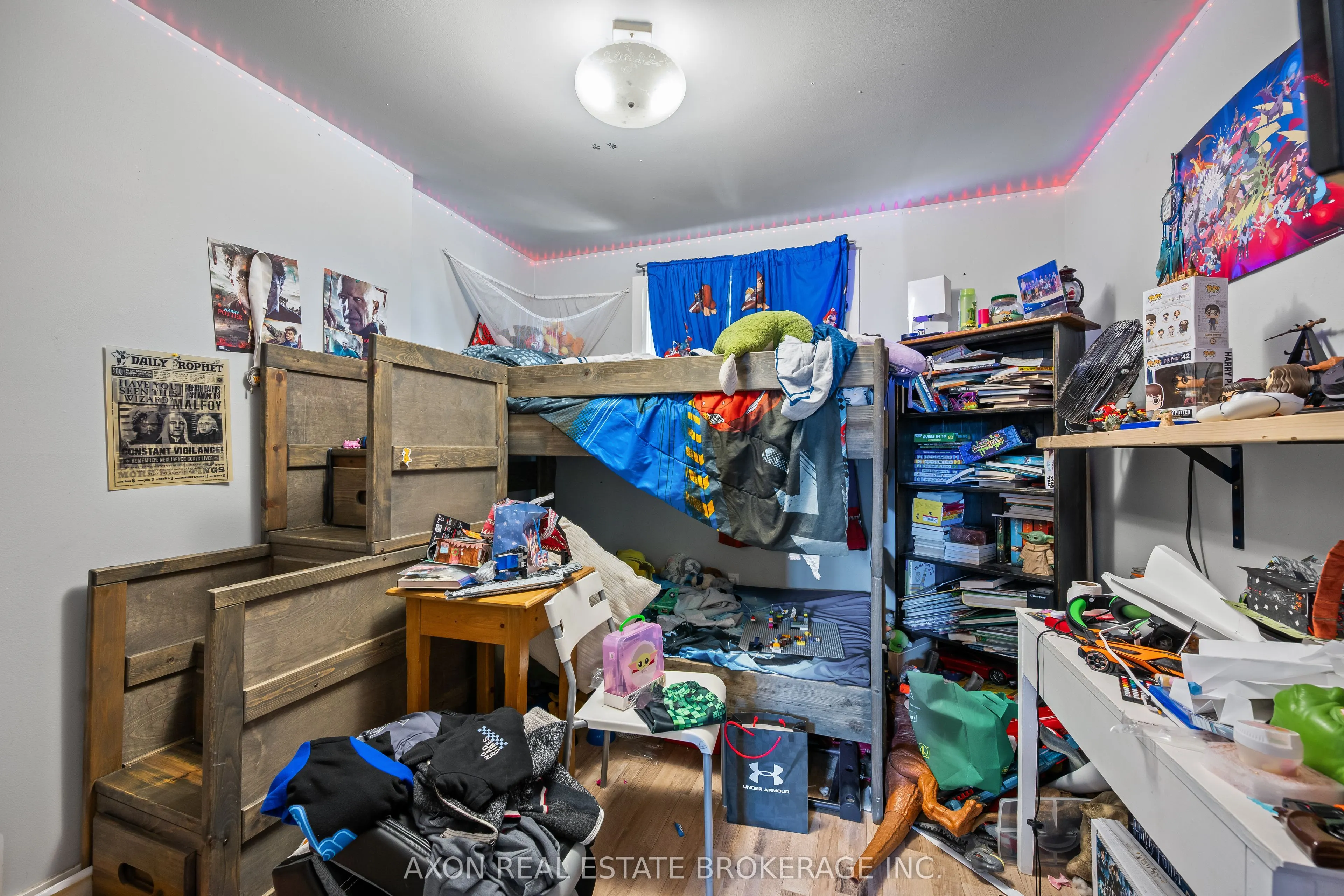 869 Oakview Avenue #9