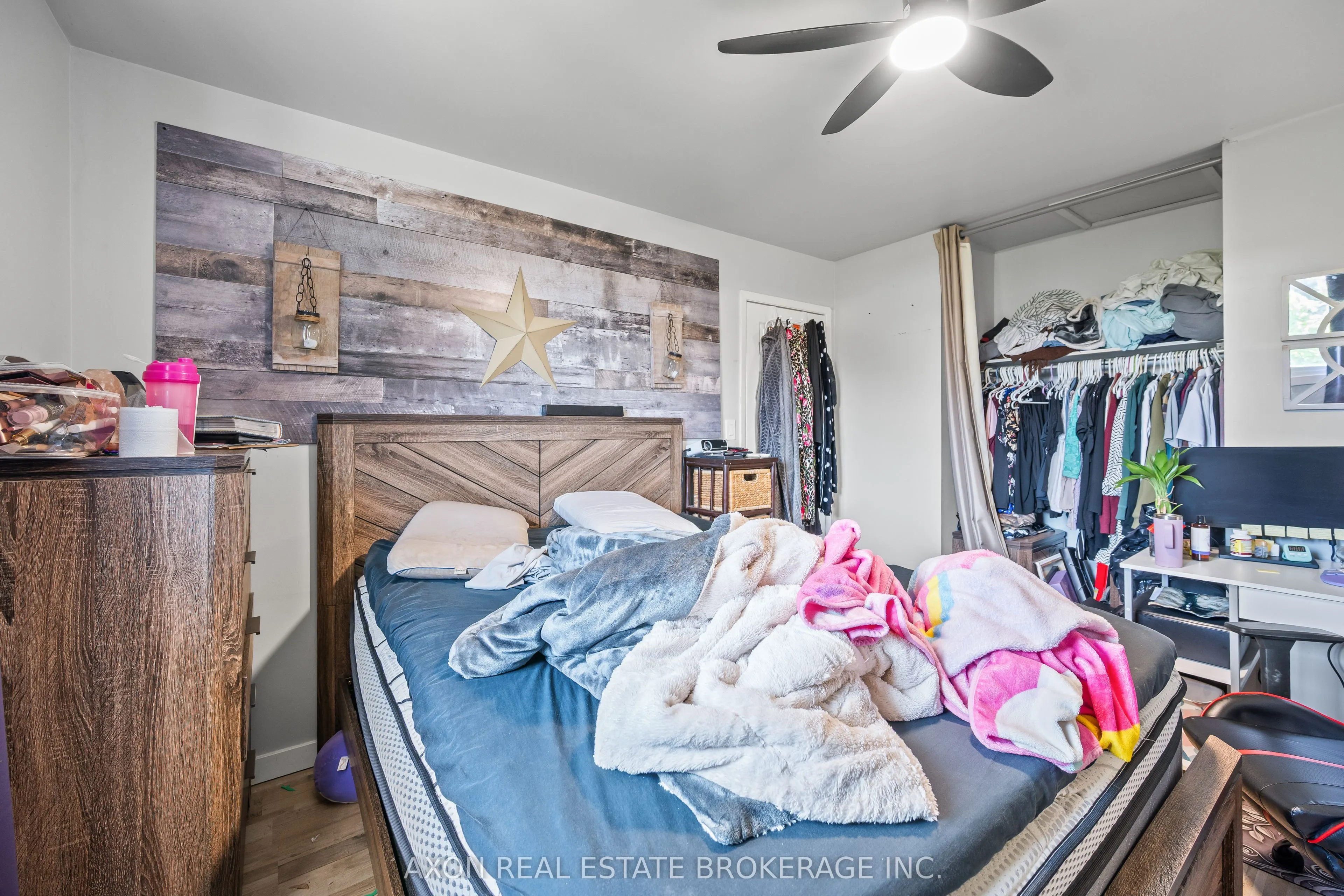 869 Oakview Avenue #9