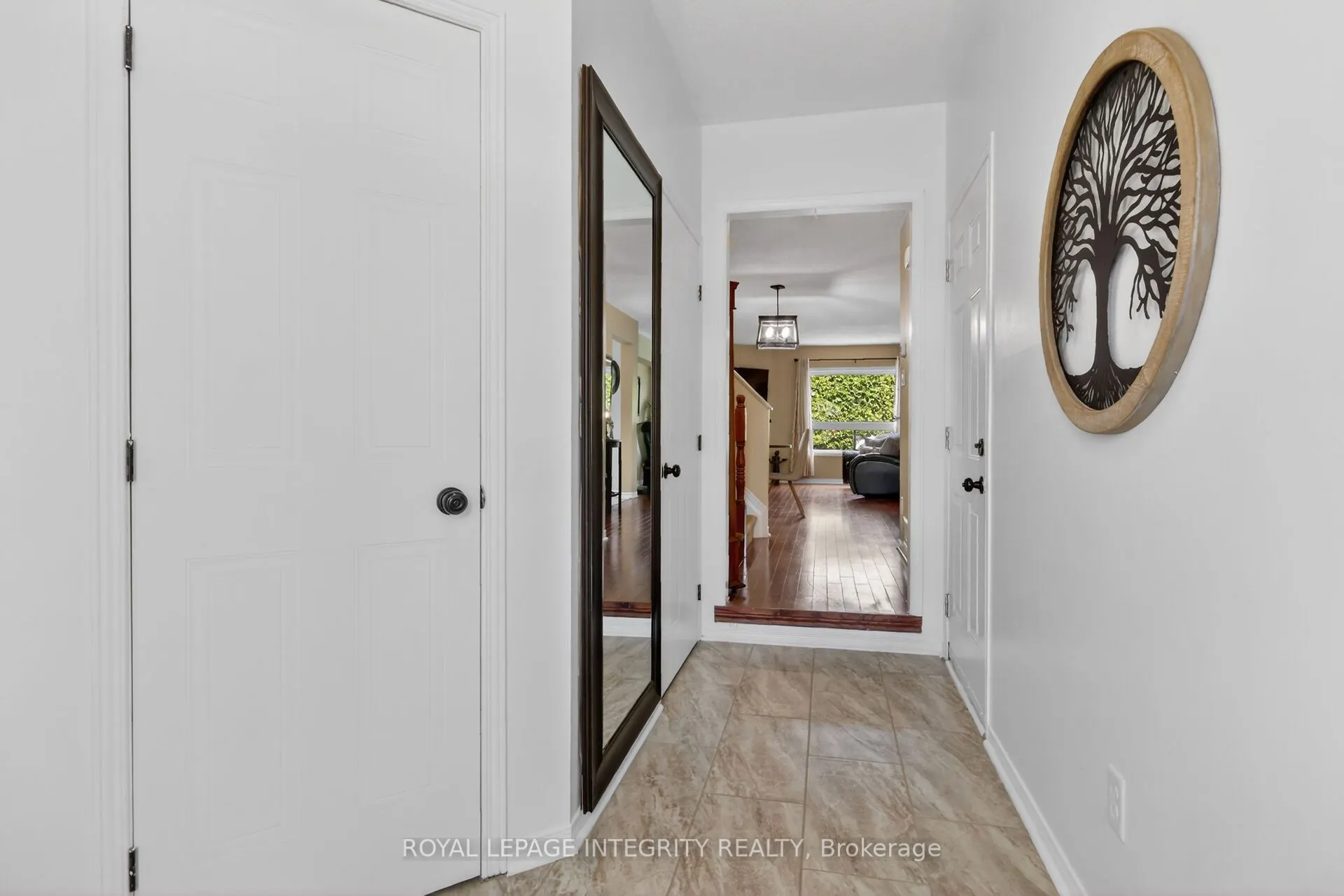 1 Chantilly Gate