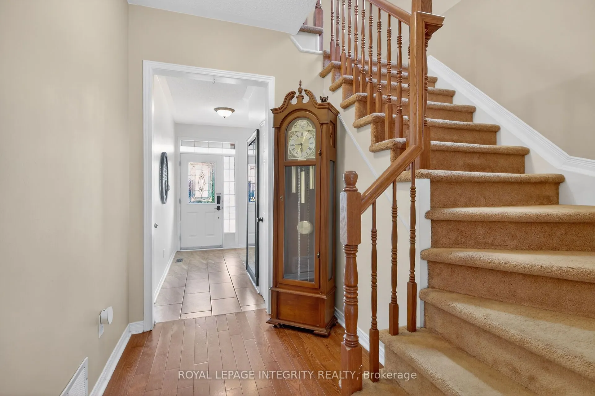 1 Chantilly Gate