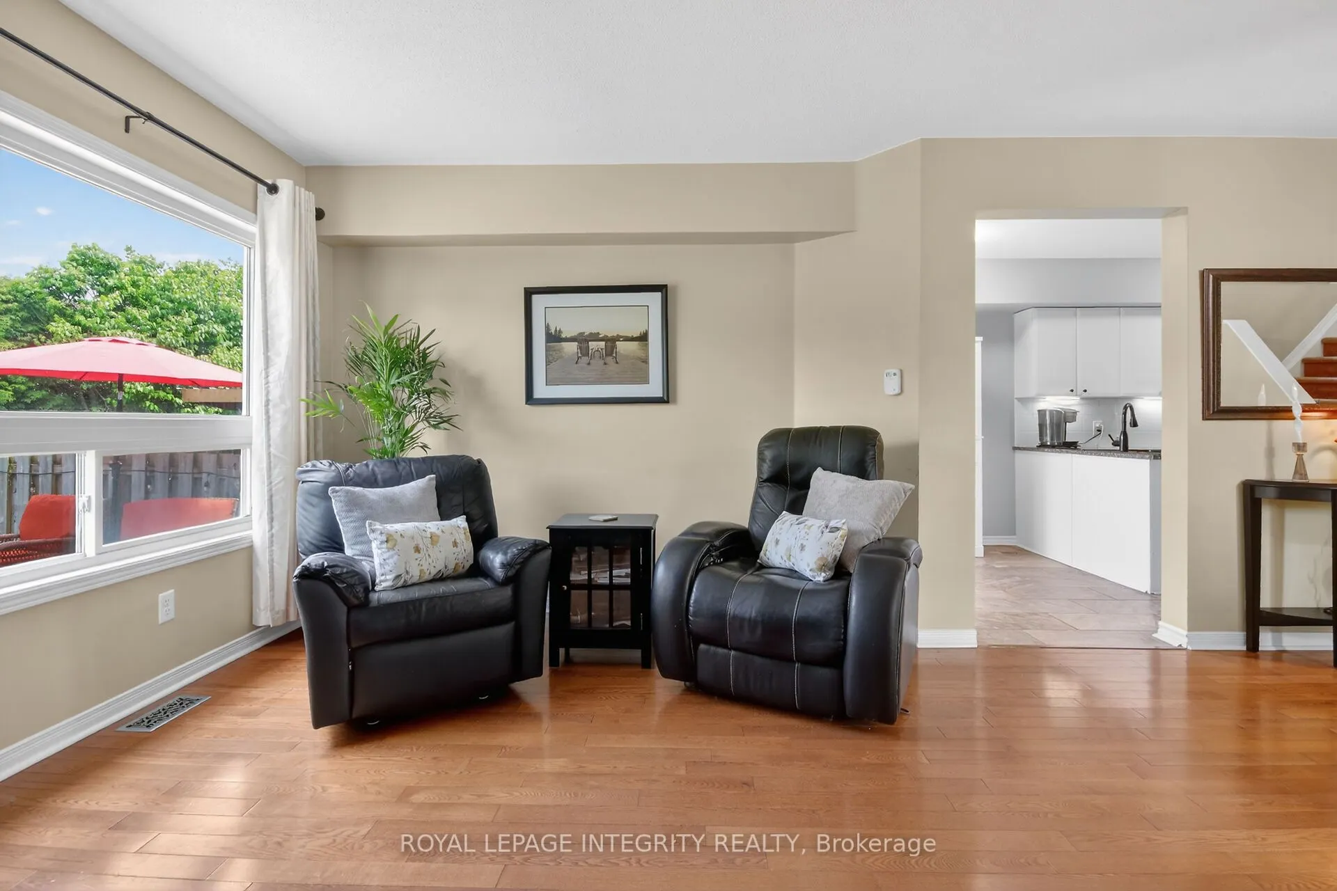 1 Chantilly Gate