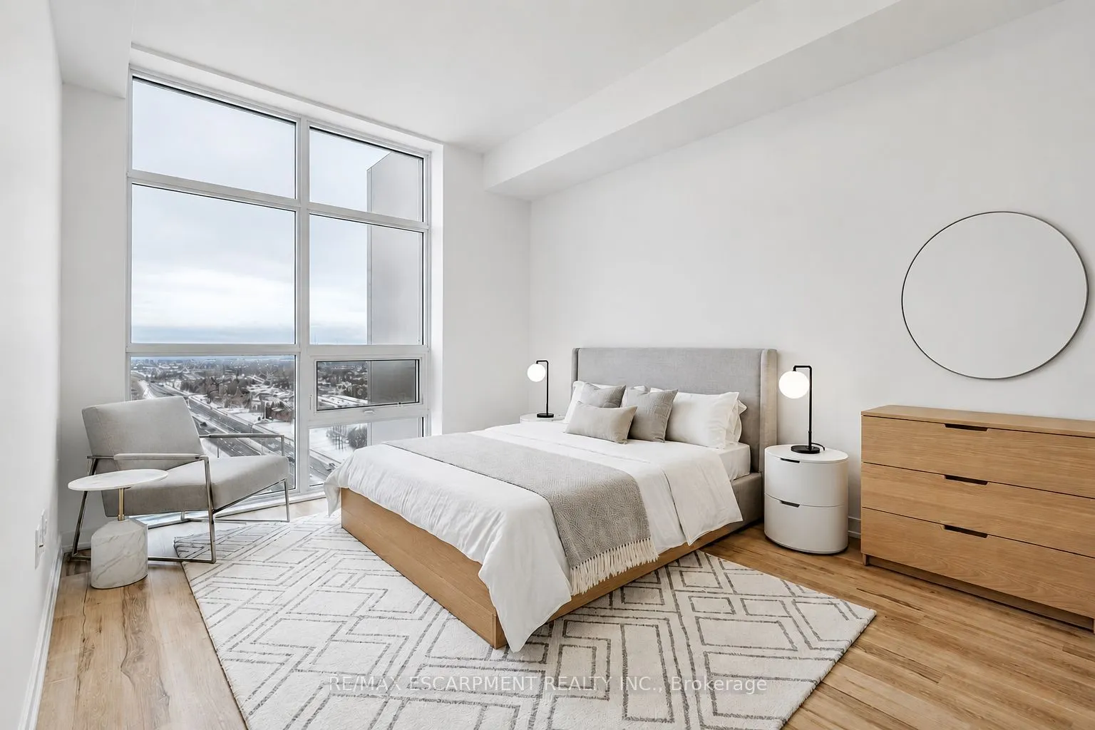 450 Dundas Street E #1001