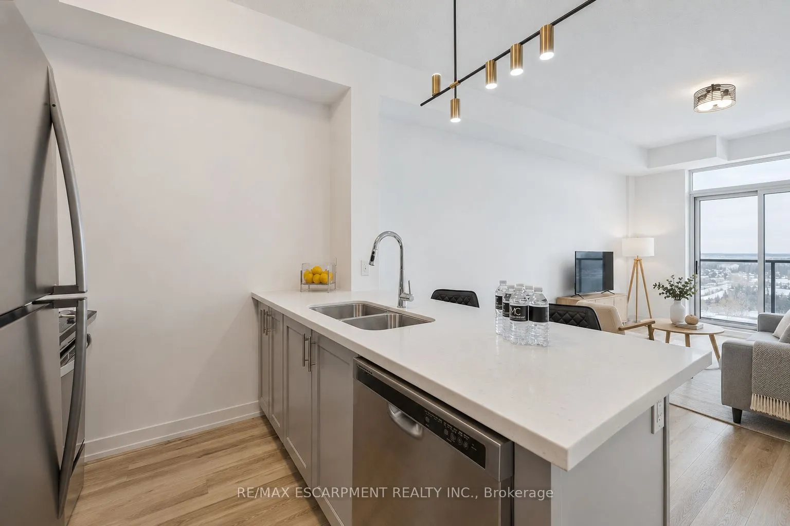 450 Dundas Street E #1001