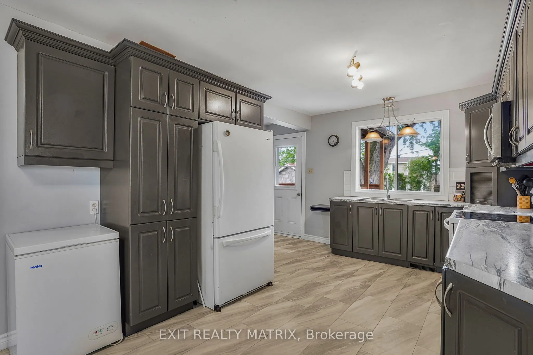 453 Garneau Road