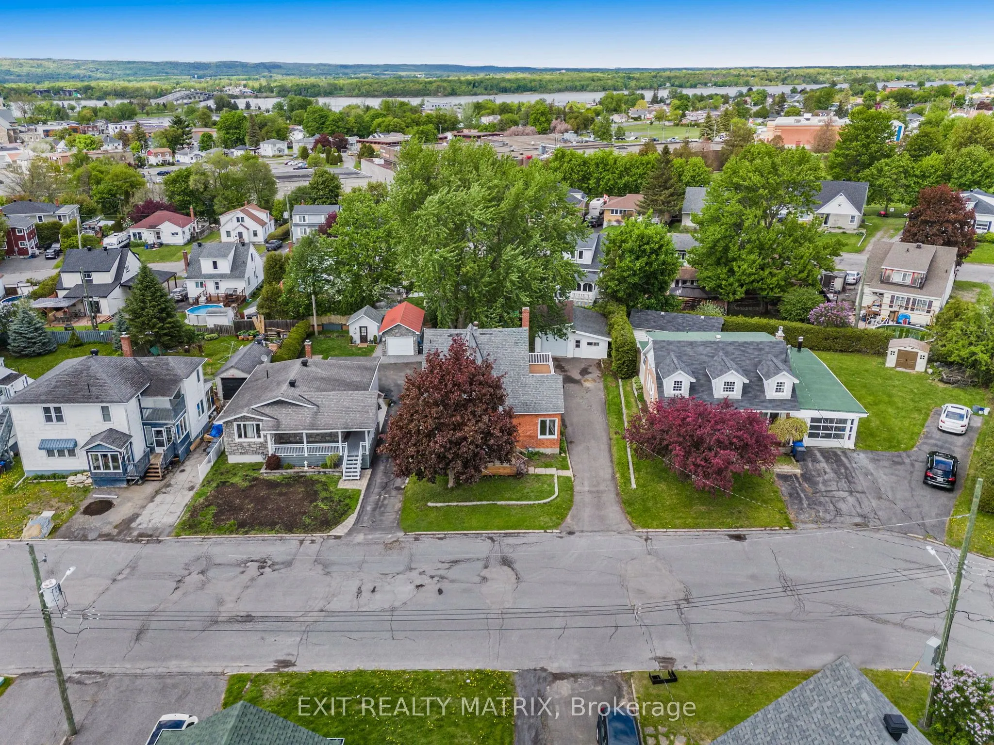 453 Garneau Road
