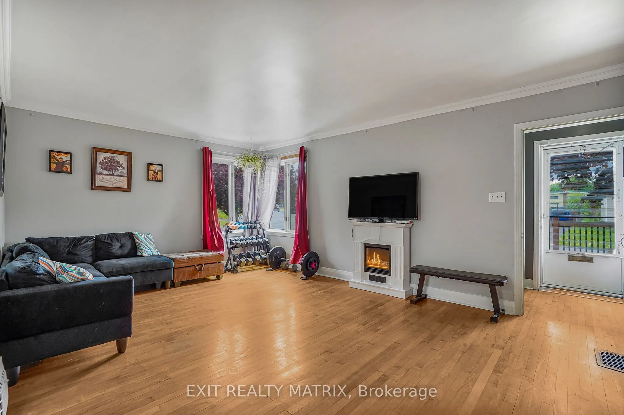453 Garneau Road