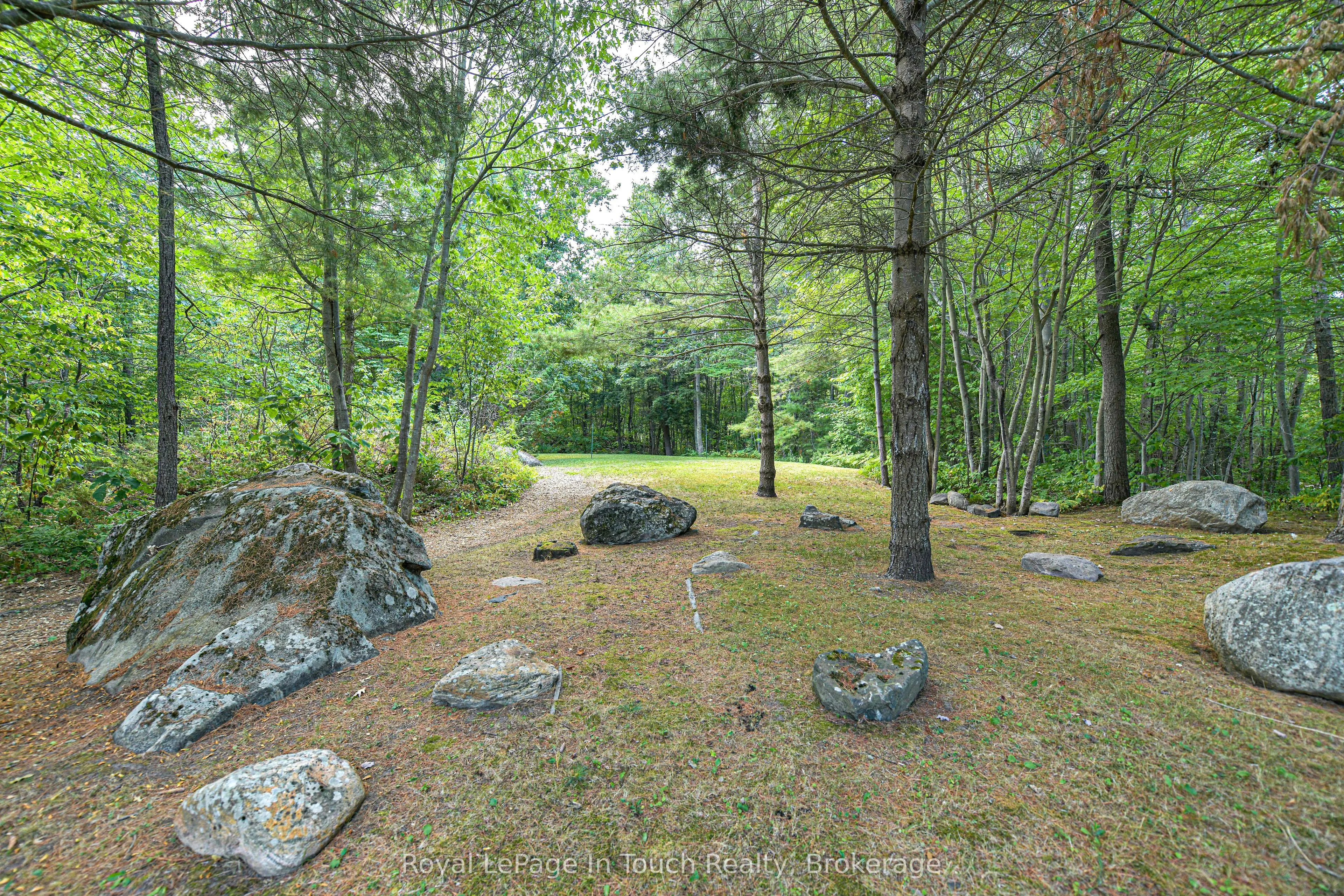 4 Is 2075 Arthur Island, Georgian Bay